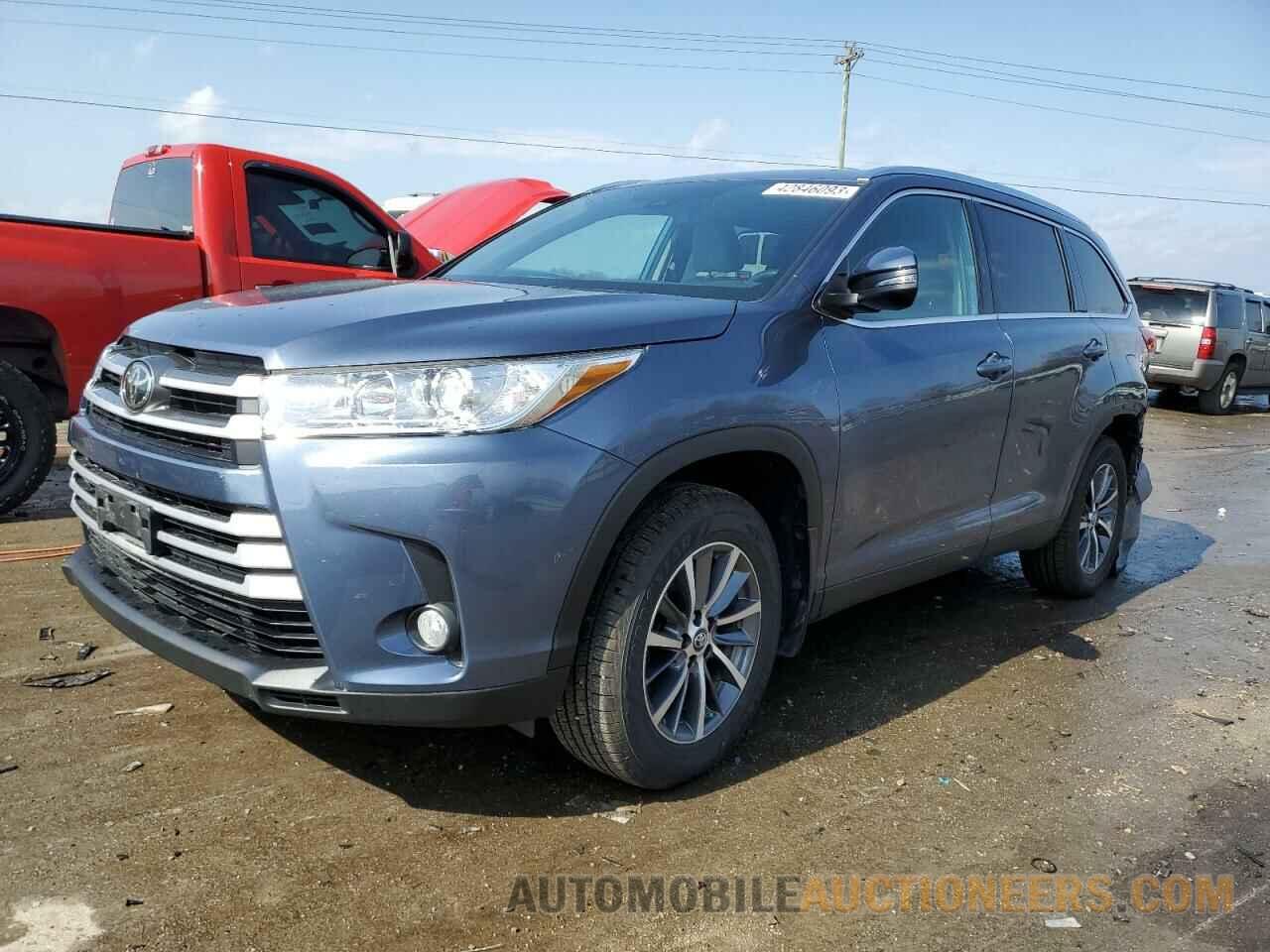 5TDJZRFH2KS736983 TOYOTA HIGHLANDER 2019