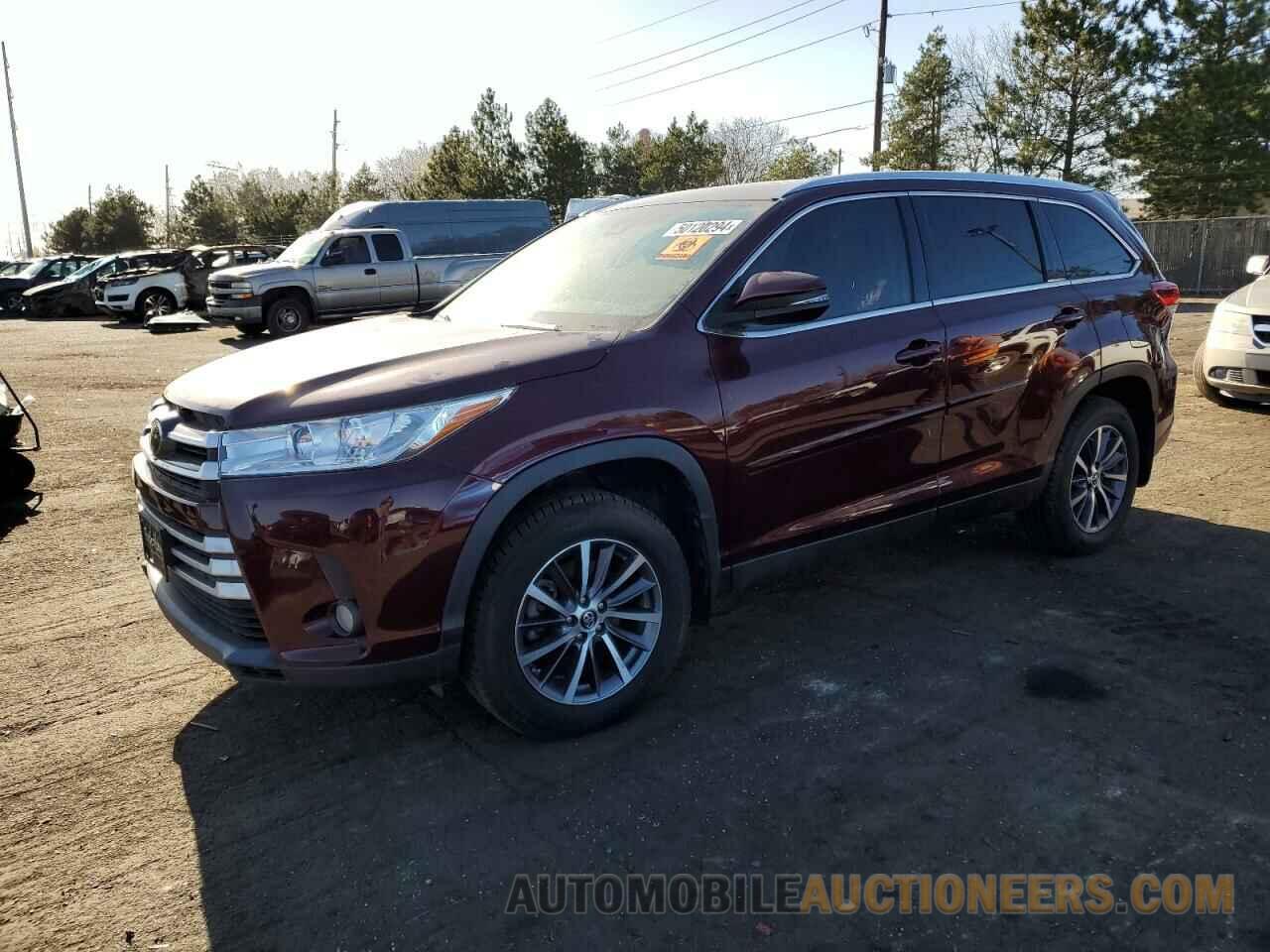 5TDJZRFH2KS920577 TOYOTA HIGHLANDER 2019