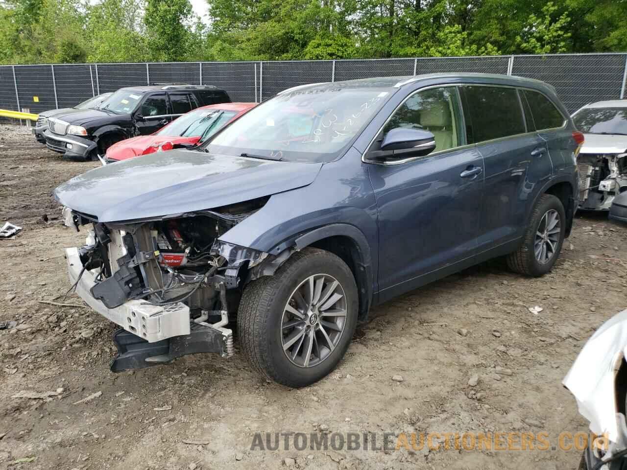 5TDJZRFH2KS971092 TOYOTA HIGHLANDER 2019