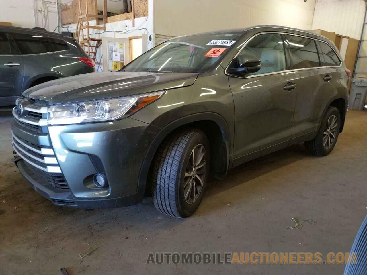 5TDJZRFH2KS984649 TOYOTA HIGHLANDER 2019