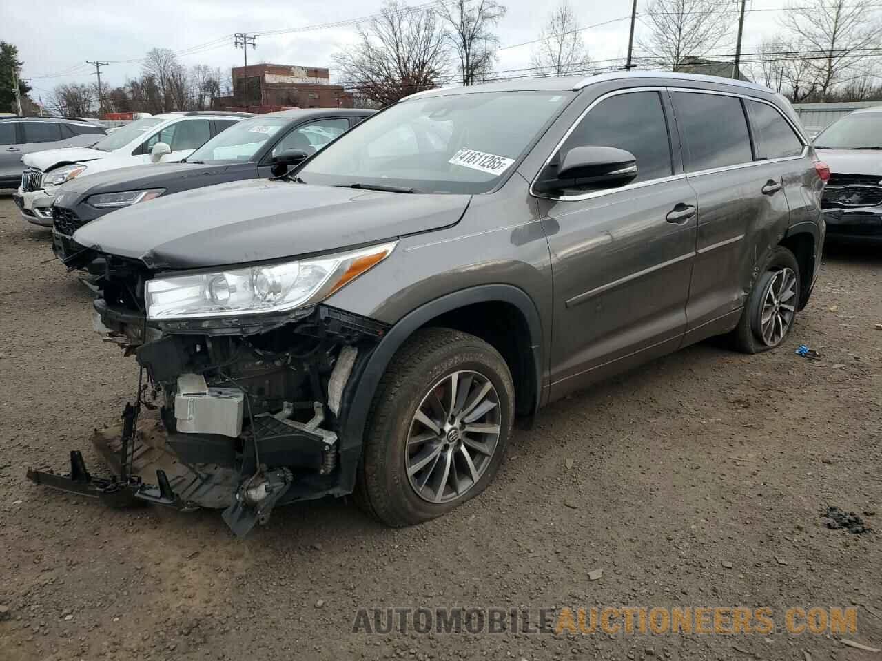 5TDJZRFH3HS372145 TOYOTA HIGHLANDER 2017