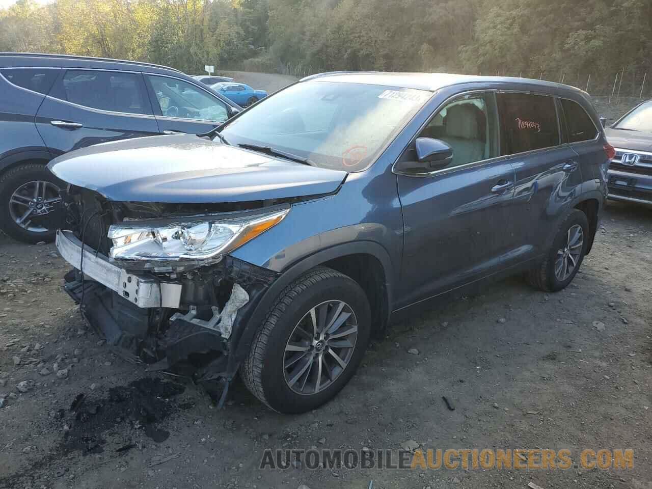 5TDJZRFH3HS377801 TOYOTA HIGHLANDER 2017