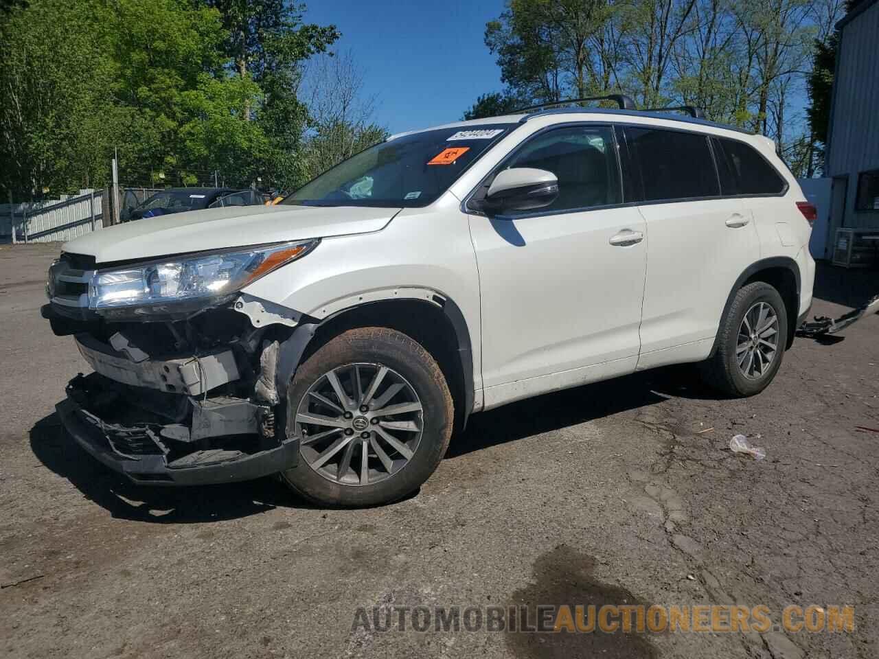 5TDJZRFH3HS386059 TOYOTA HIGHLANDER 2017