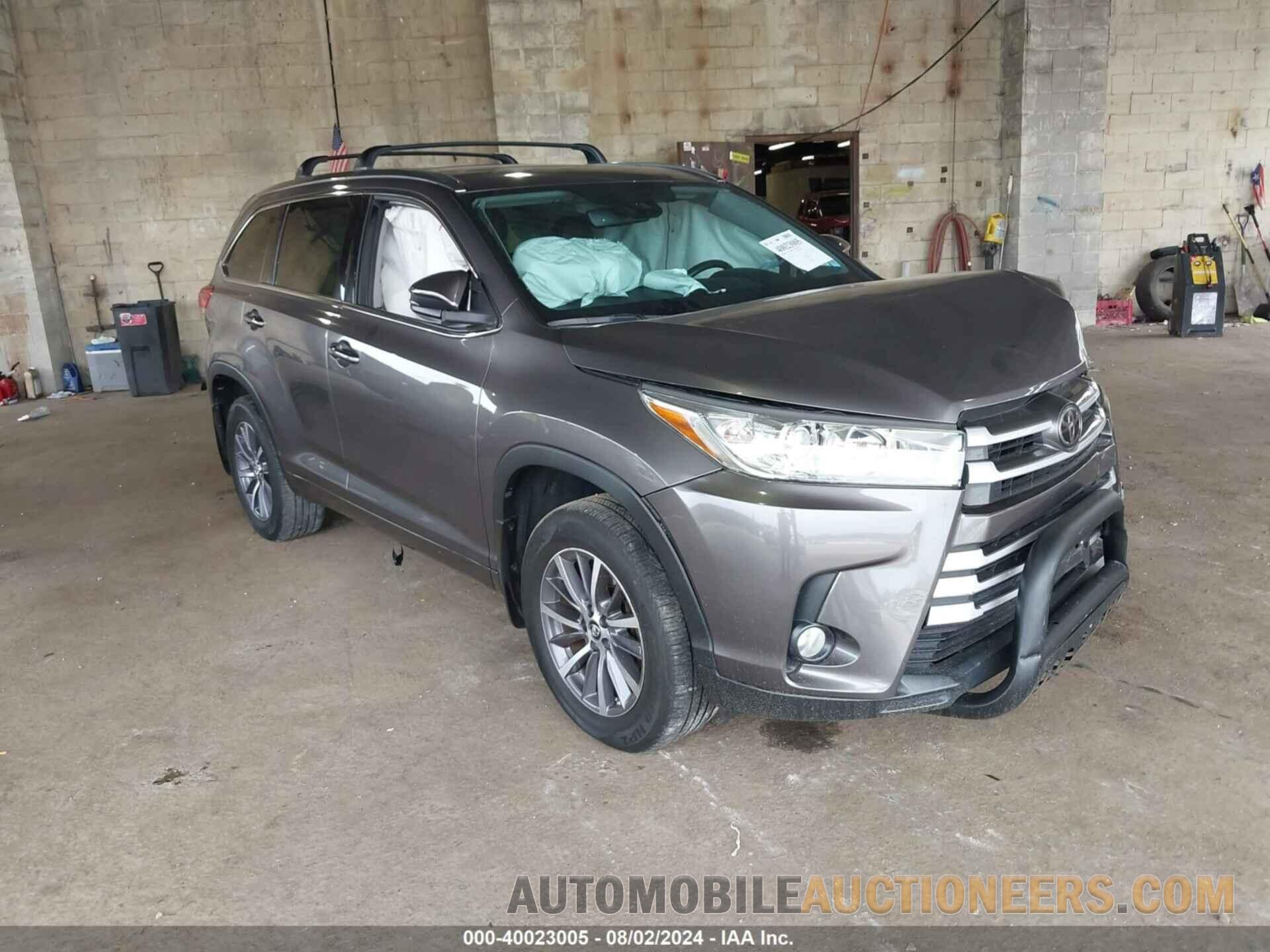 5TDJZRFH3HS399247 TOYOTA HIGHLANDER 2017