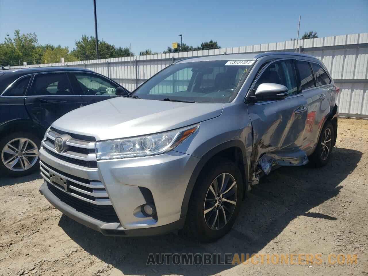 5TDJZRFH3HS401904 TOYOTA HIGHLANDER 2017