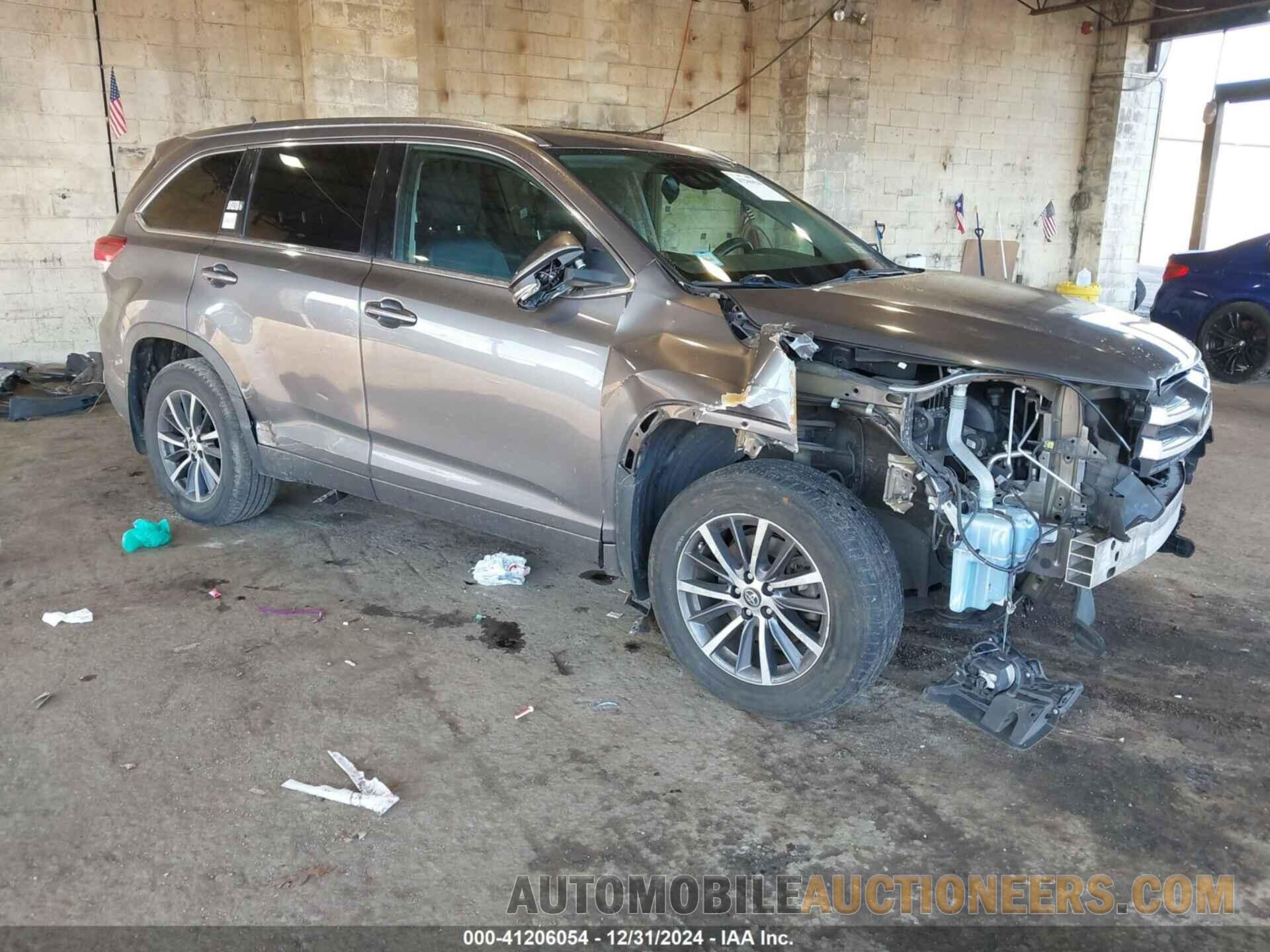 5TDJZRFH3HS434272 TOYOTA HIGHLANDER 2017