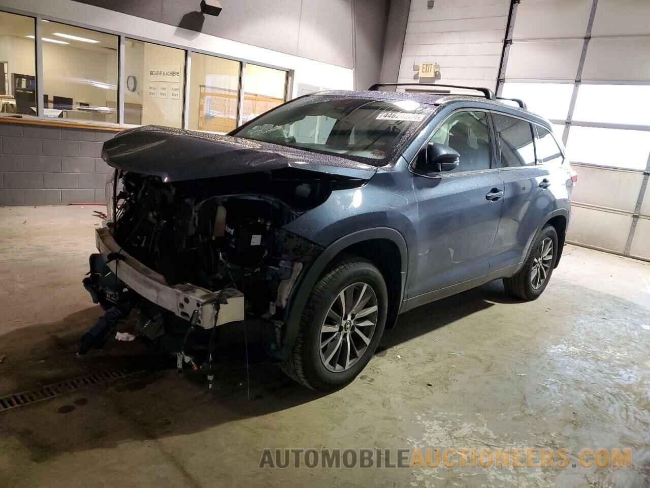 5TDJZRFH3HS511142 TOYOTA HIGHLANDER 2017