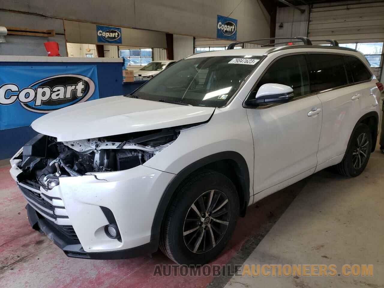 5TDJZRFH3HS512727 TOYOTA HIGHLANDER 2017