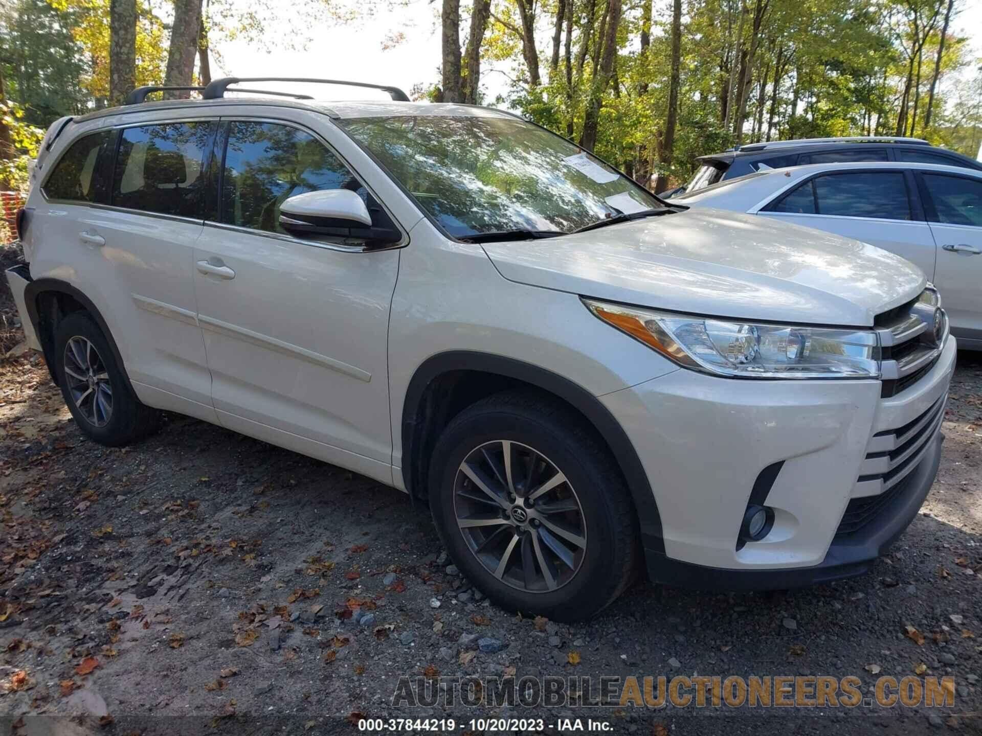 5TDJZRFH3HS512842 TOYOTA HIGHLANDER 2017