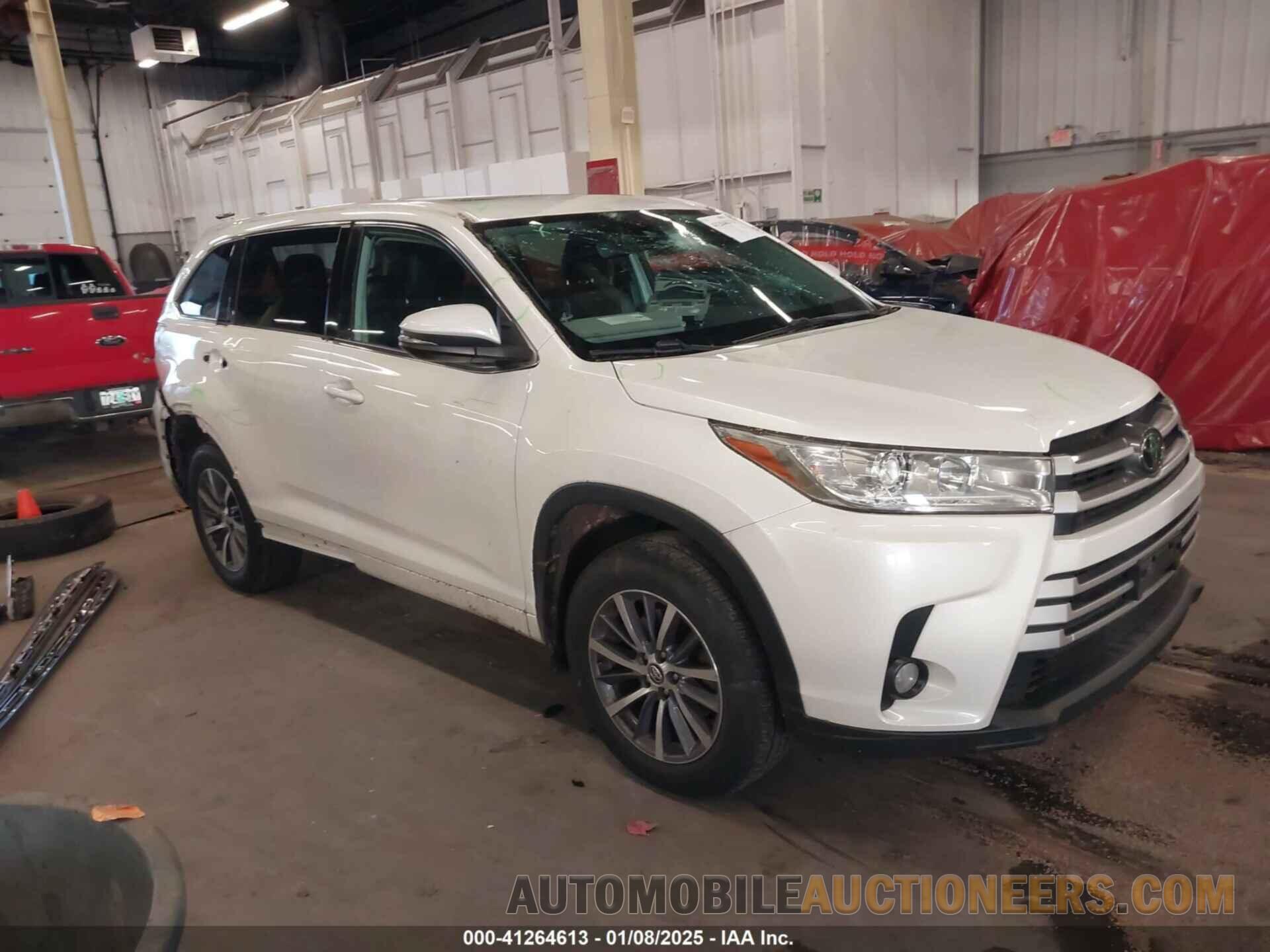 5TDJZRFH3HS513313 TOYOTA HIGHLANDER 2017