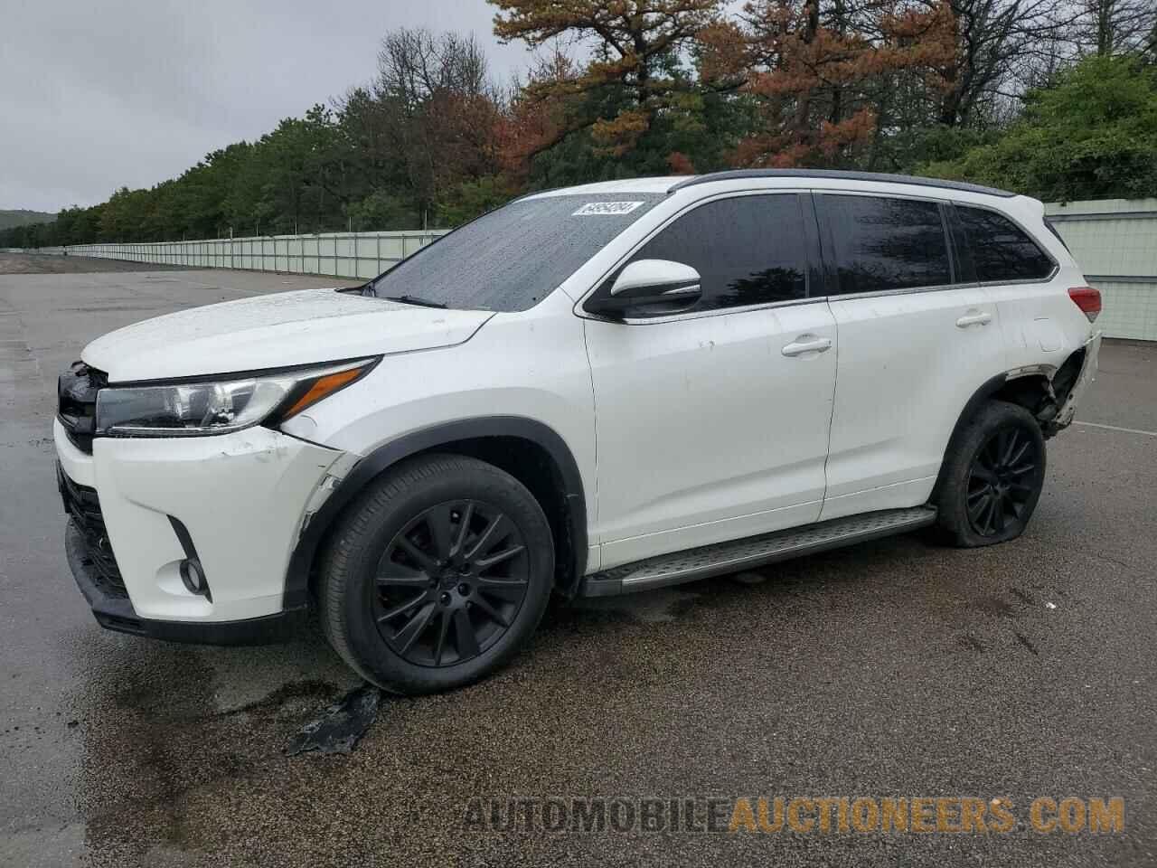 5TDJZRFH3JS491349 TOYOTA HIGHLANDER 2018