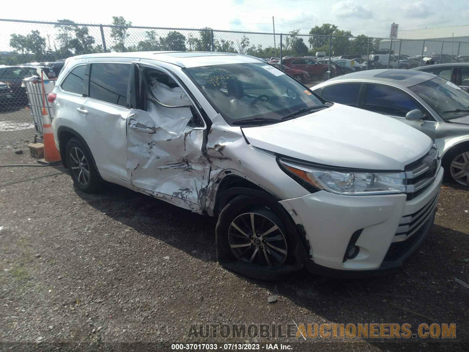 5TDJZRFH3JS499757 TOYOTA HIGHLANDER 2018