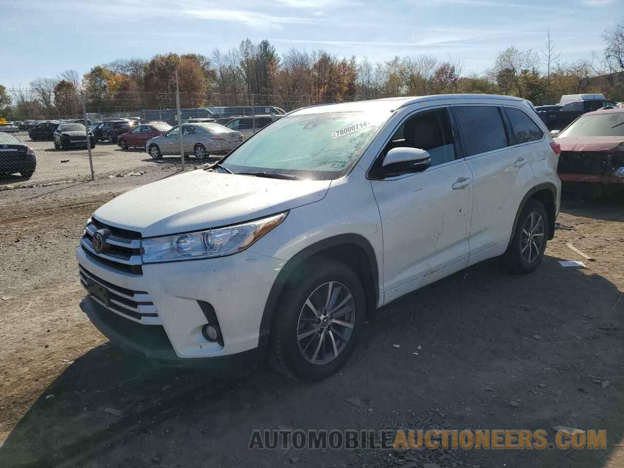 5TDJZRFH3JS529064 TOYOTA HIGHLANDER 2018