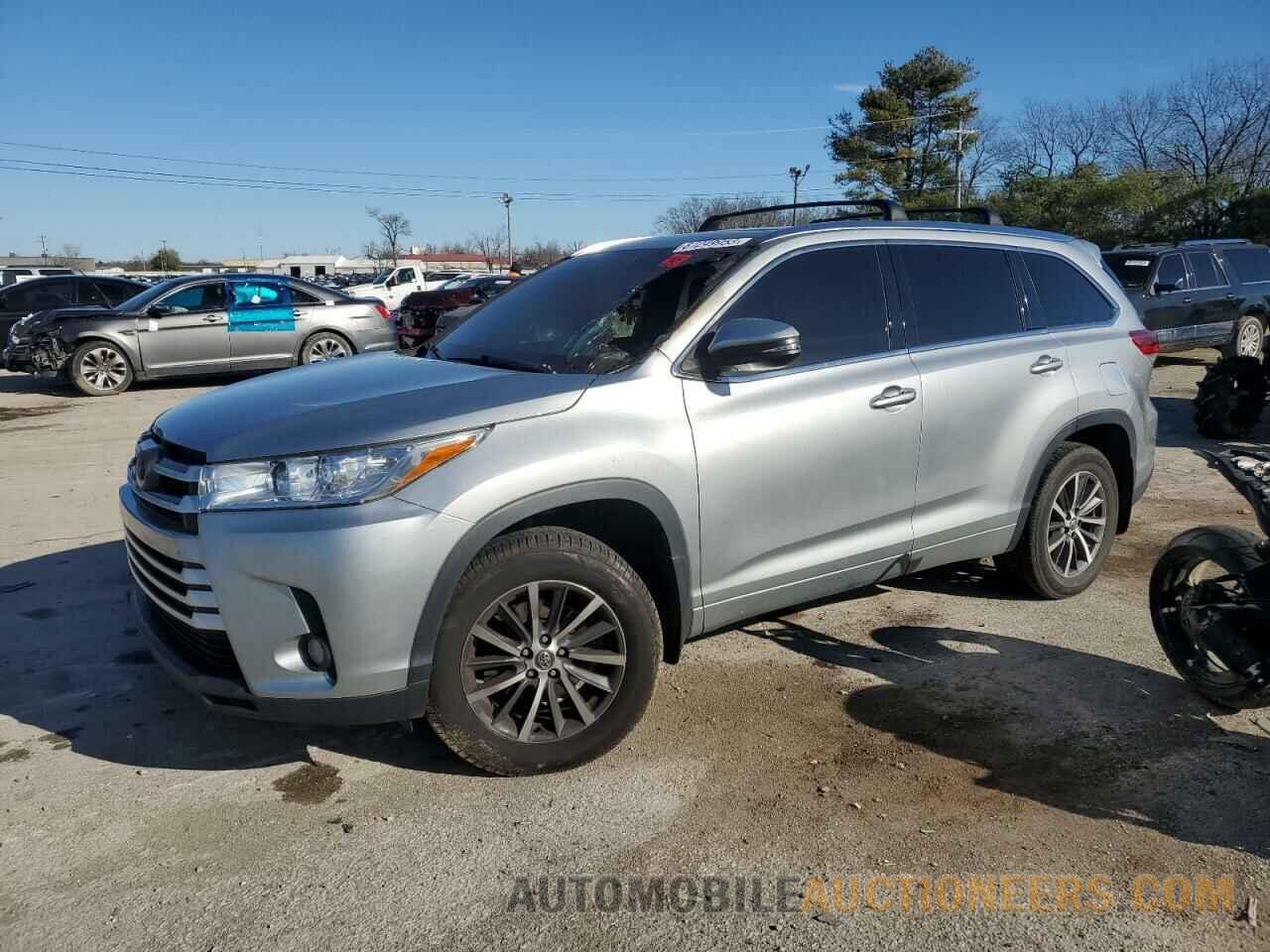 5TDJZRFH3JS529629 TOYOTA HIGHLANDER 2018