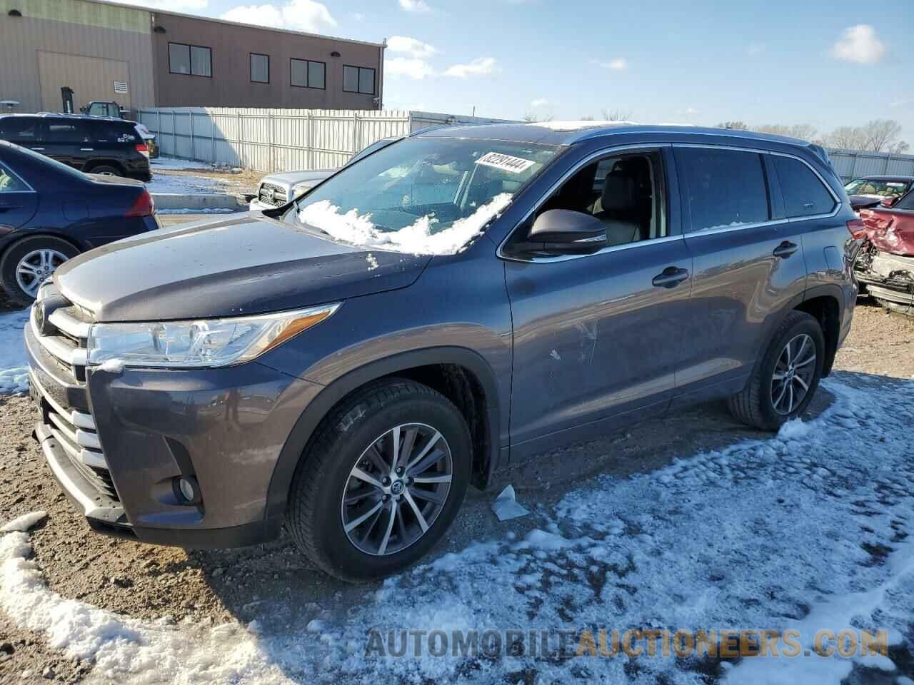 5TDJZRFH3JS534457 TOYOTA HIGHLANDER 2018