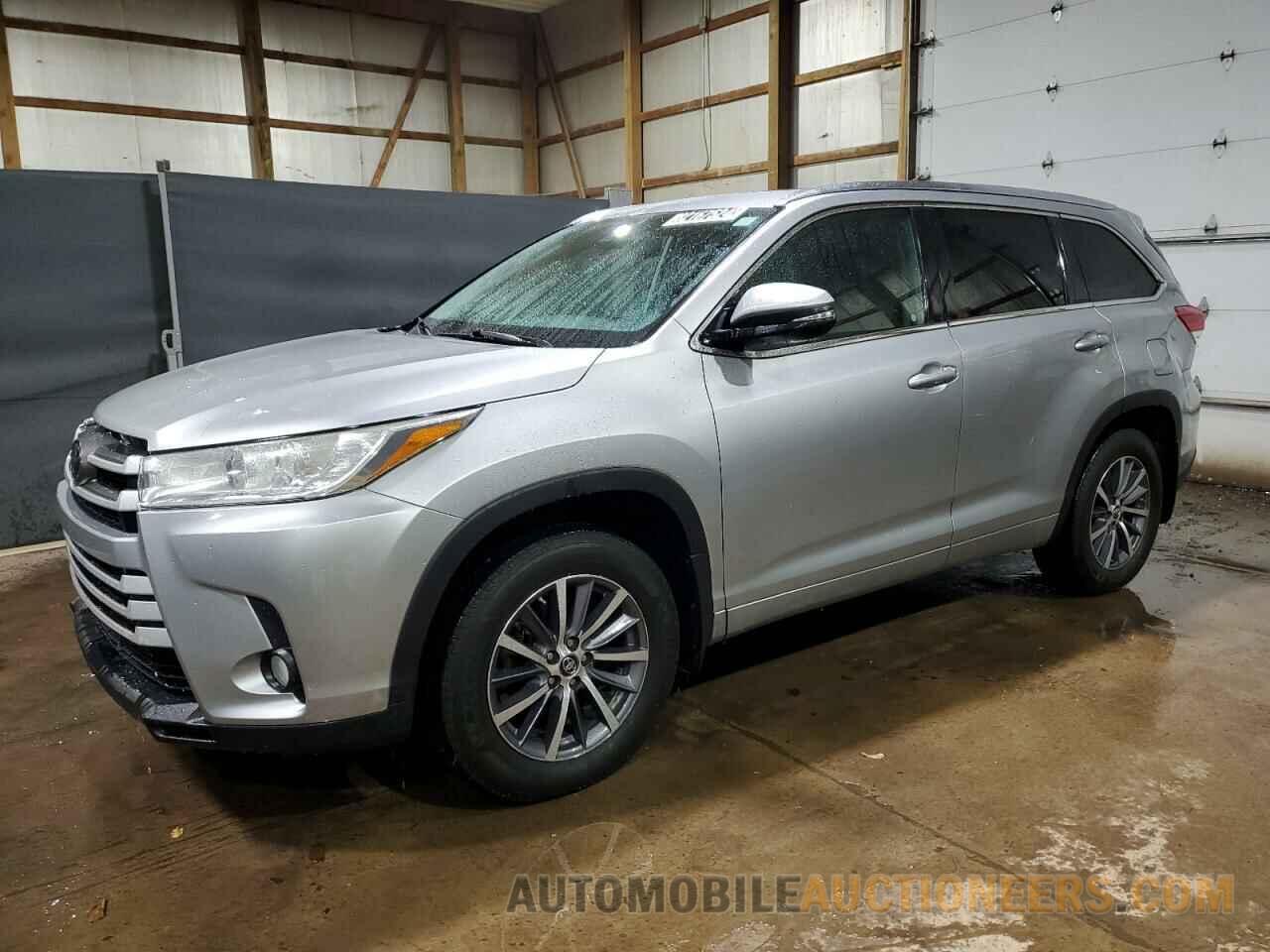 5TDJZRFH3JS540193 TOYOTA HIGHLANDER 2018