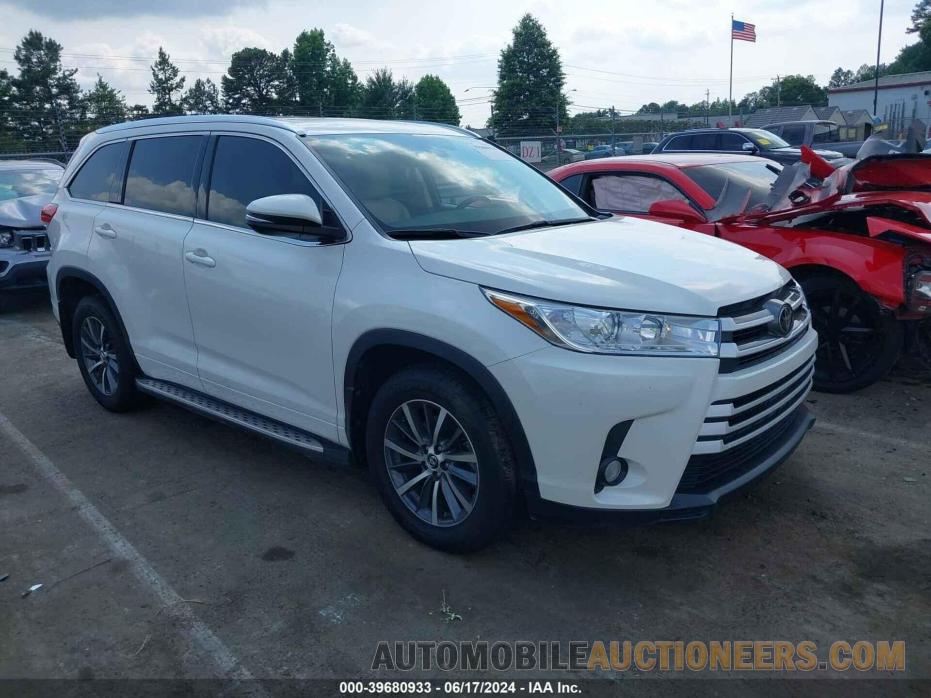 5TDJZRFH3JS544471 TOYOTA HIGHLANDER 2018