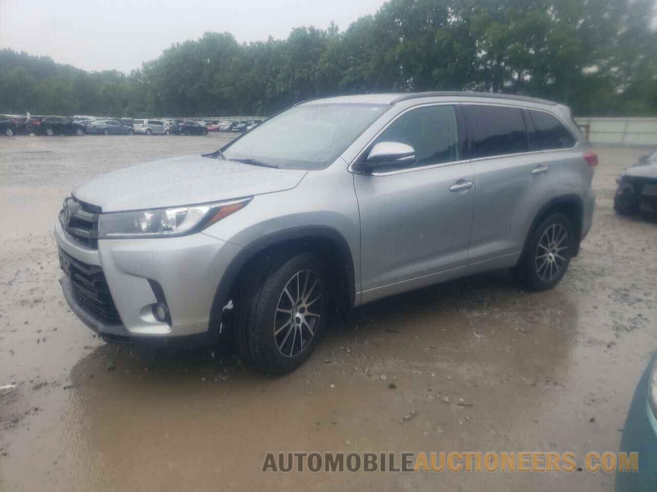 5TDJZRFH3JS544907 TOYOTA HIGHLANDER 2018