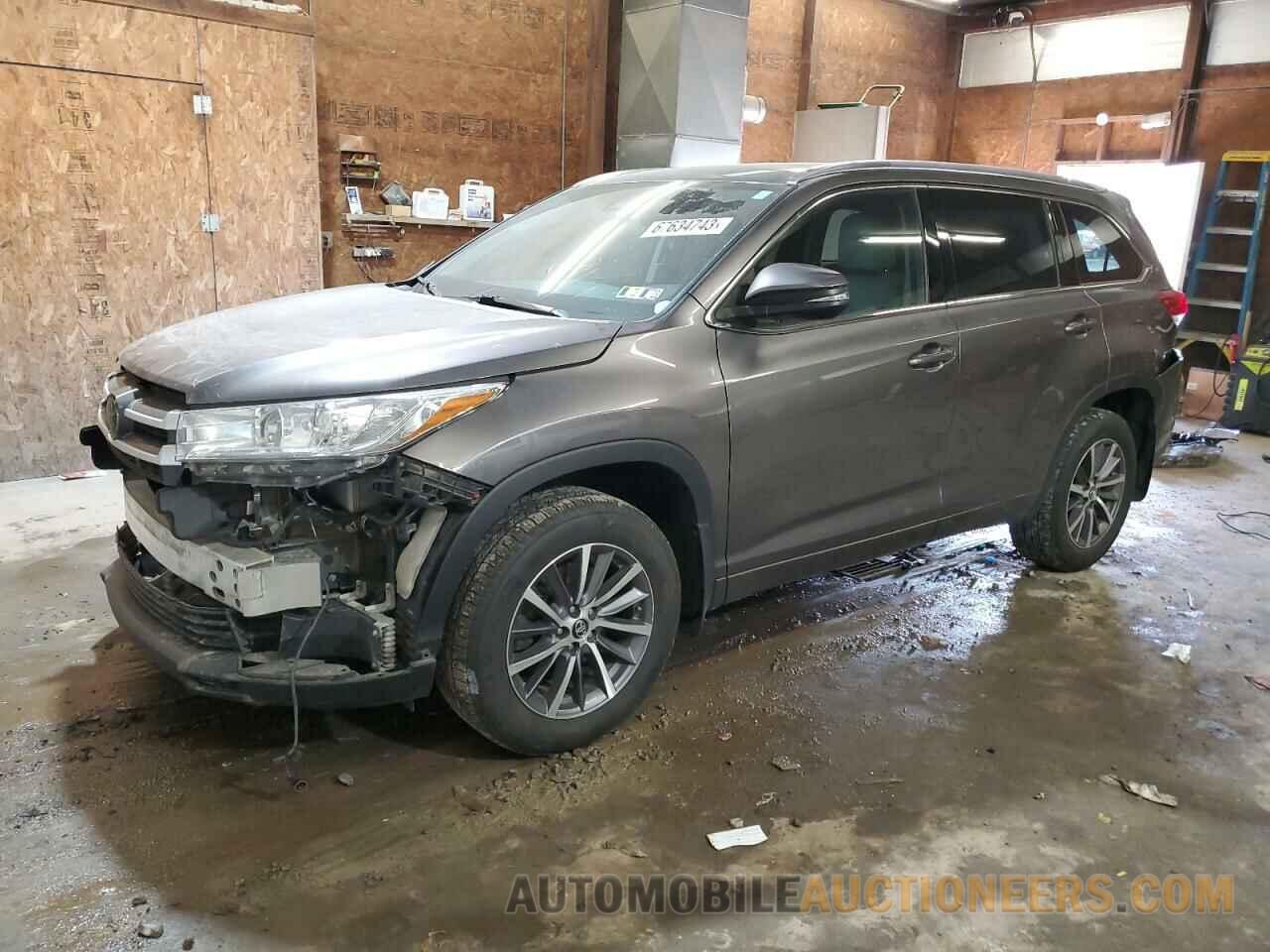 5TDJZRFH3JS556149 TOYOTA HIGHLANDER 2018