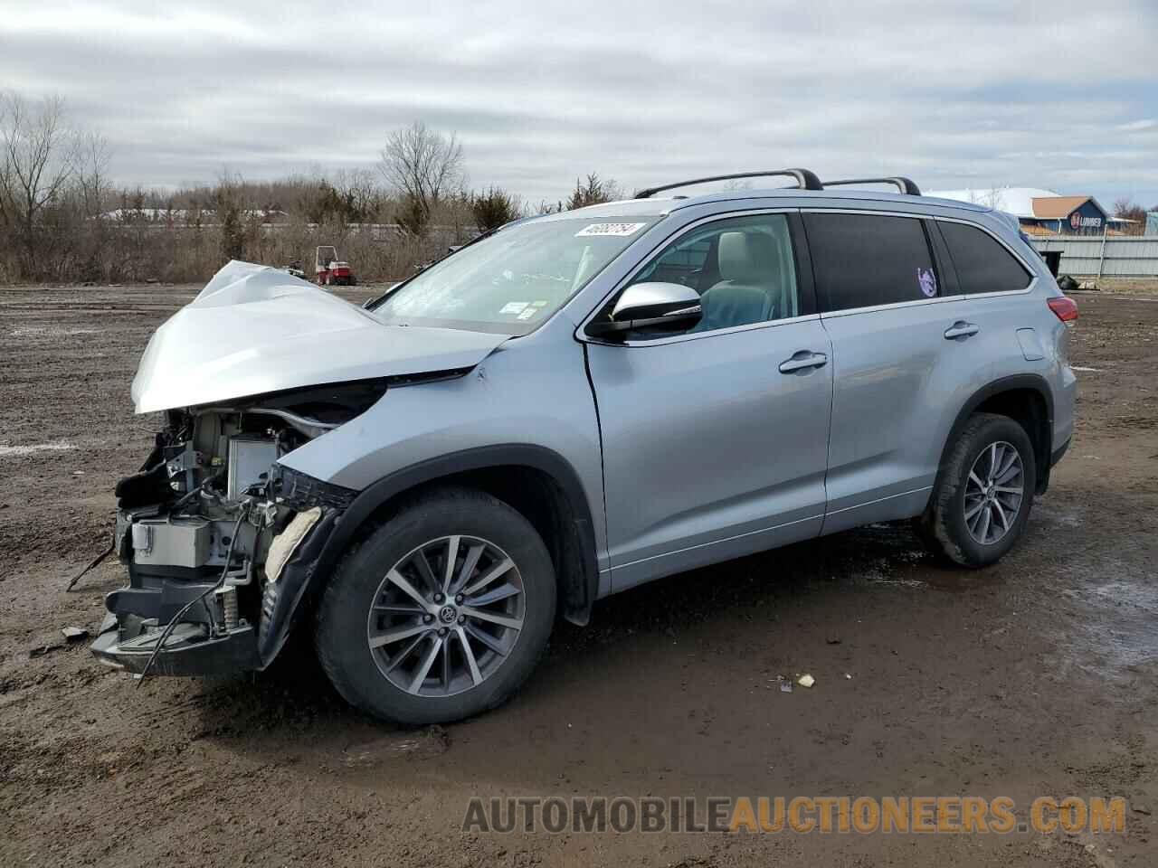 5TDJZRFH3JS559469 TOYOTA HIGHLANDER 2018