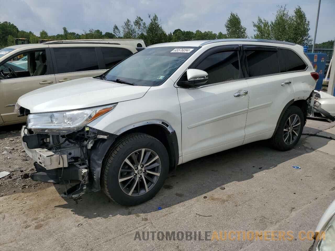 5TDJZRFH3JS809132 TOYOTA HIGHLANDER 2018