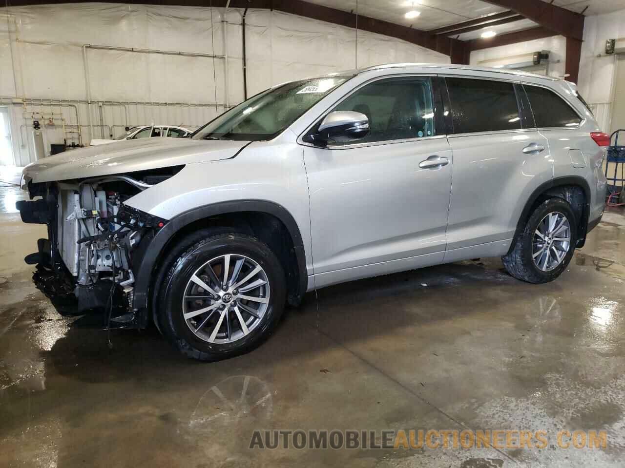 5TDJZRFH3JS817036 TOYOTA HIGHLANDER 2018