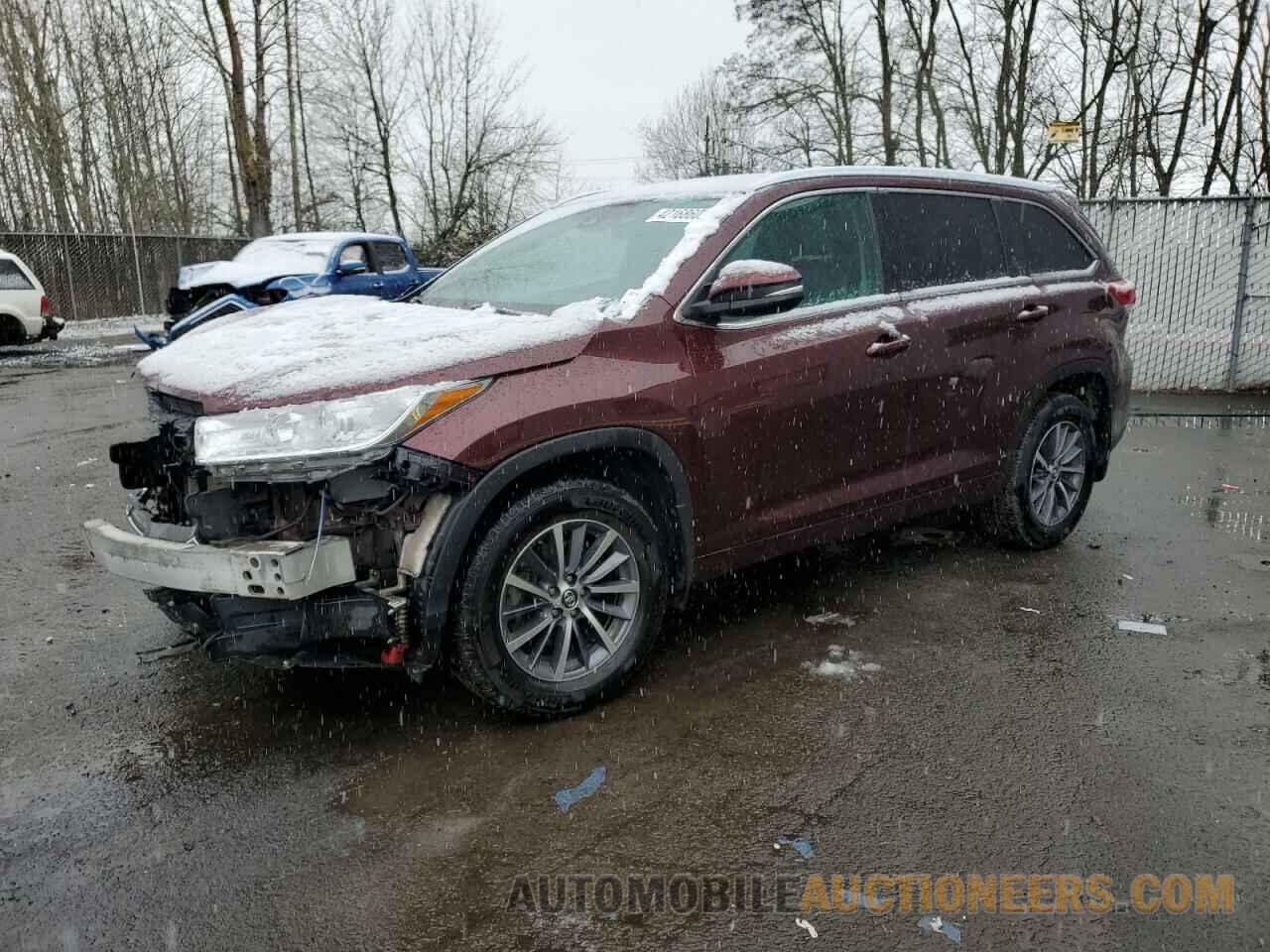 5TDJZRFH3JS829266 TOYOTA HIGHLANDER 2018