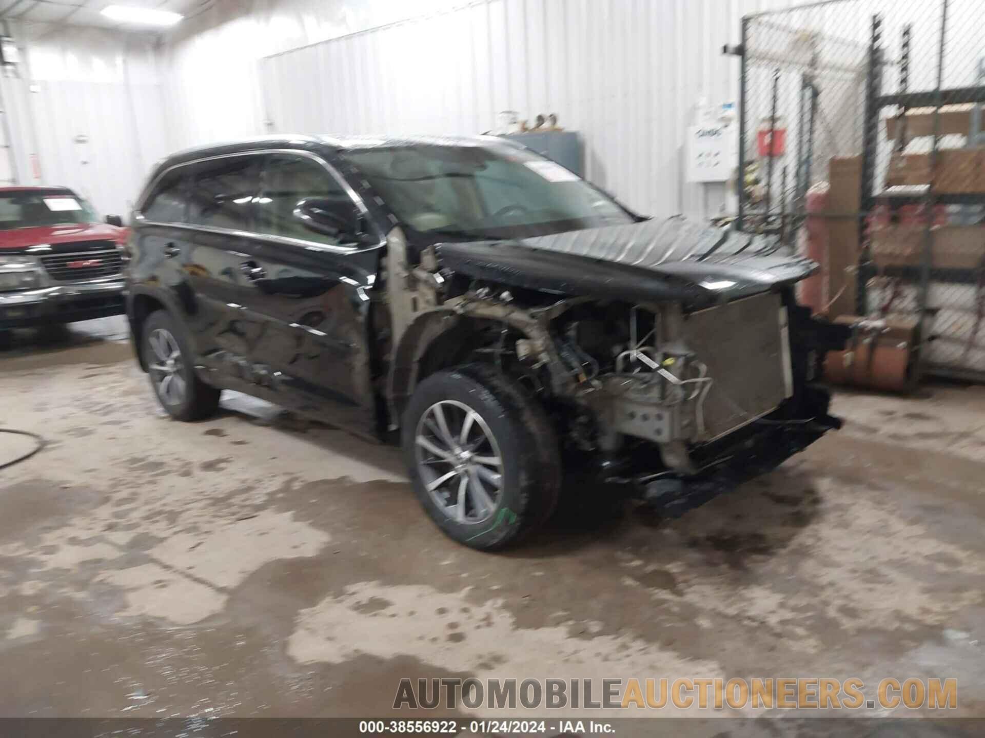 5TDJZRFH3JS848609 TOYOTA HIGHLANDER 2018