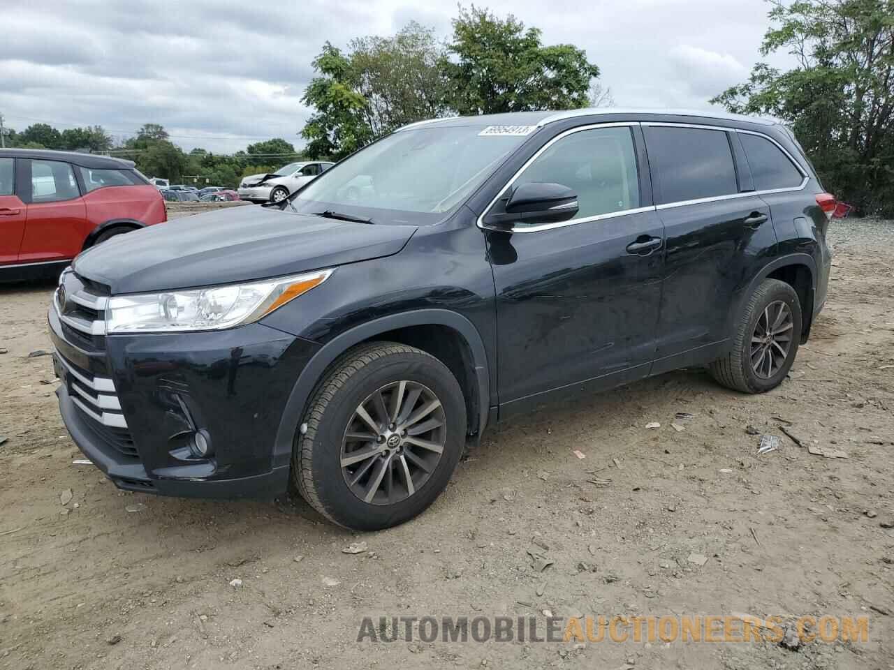 5TDJZRFH3JS856130 TOYOTA HIGHLANDER 2018