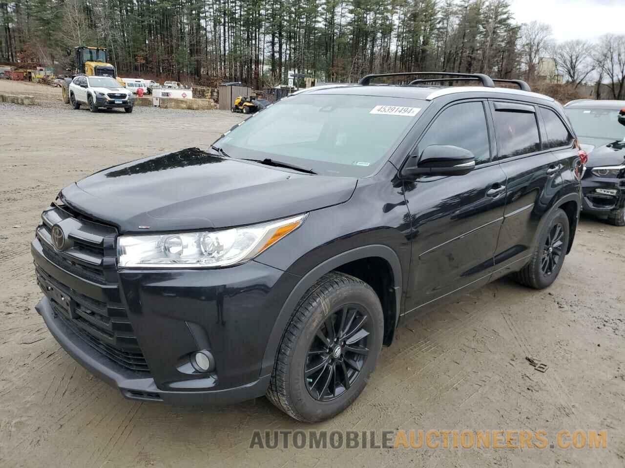 5TDJZRFH3JS879066 TOYOTA HIGHLANDER 2018