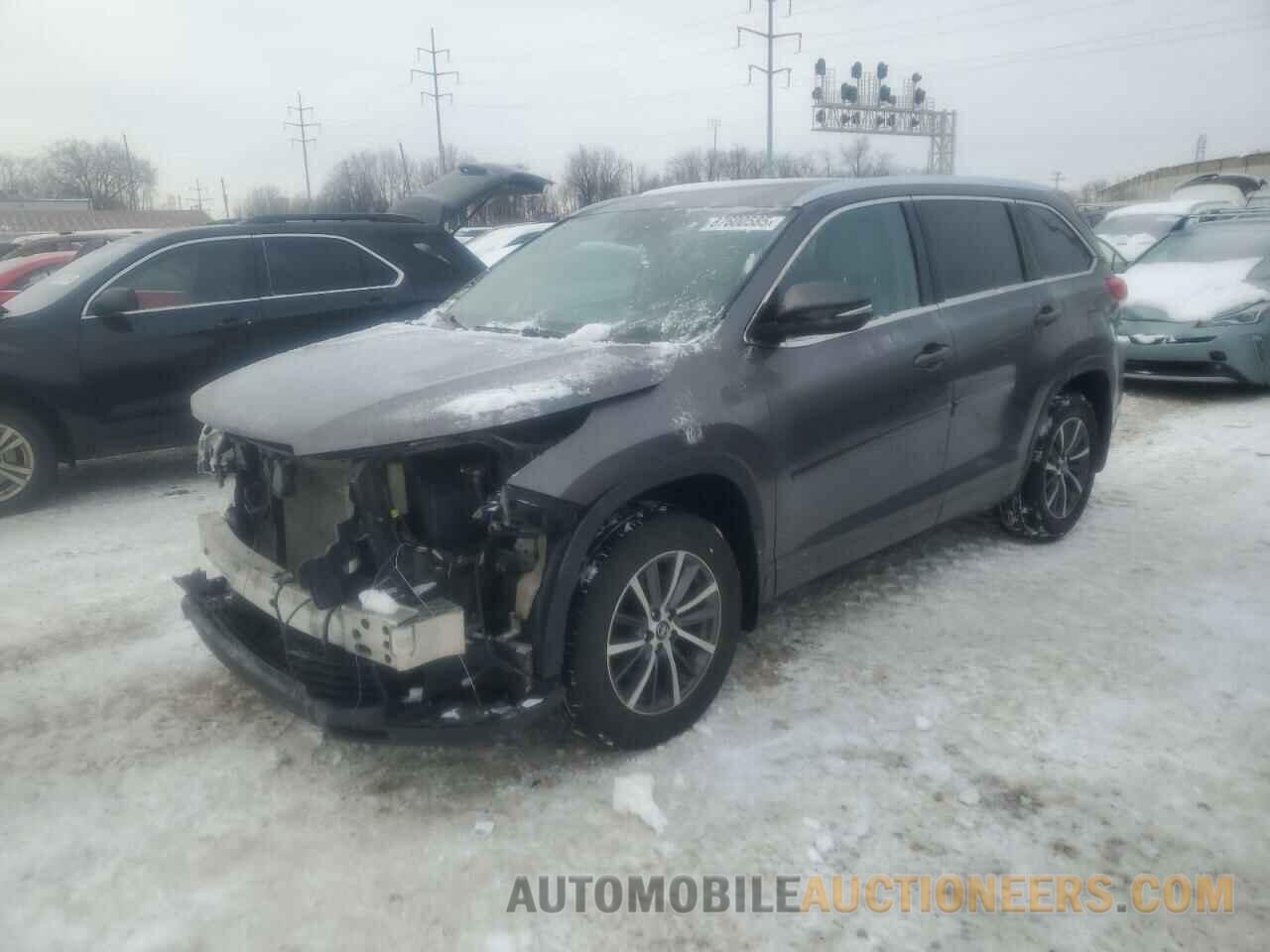 5TDJZRFH3JS881478 TOYOTA HIGHLANDER 2018