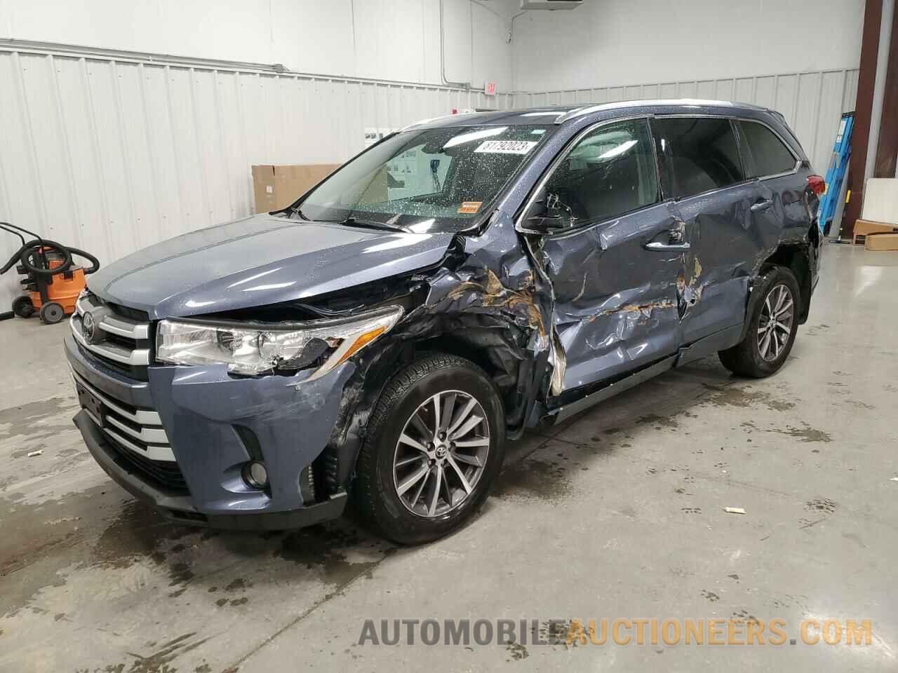 5TDJZRFH3JS890939 TOYOTA HIGHLANDER 2018