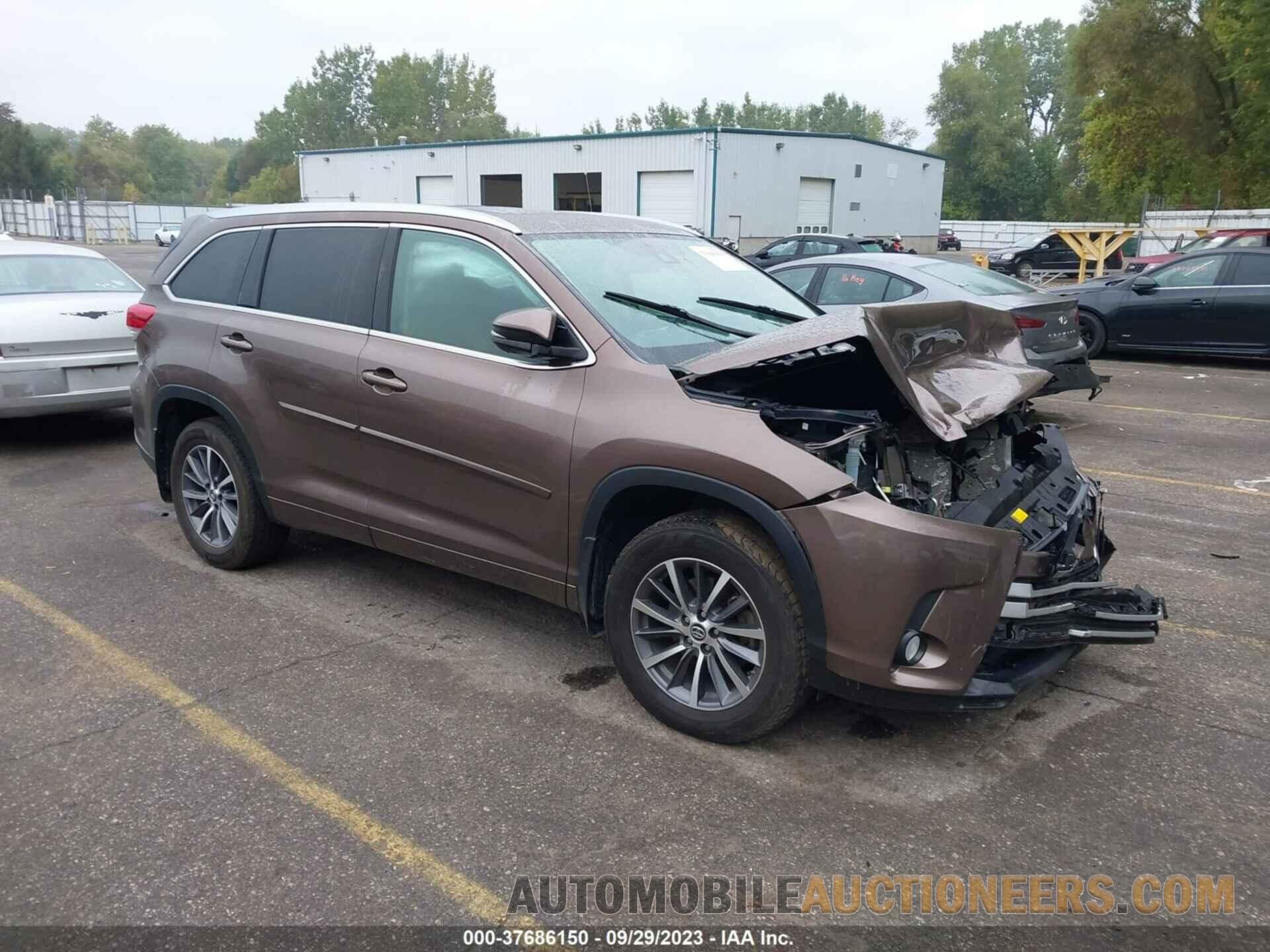 5TDJZRFH3JS891329 TOYOTA HIGHLANDER 2018