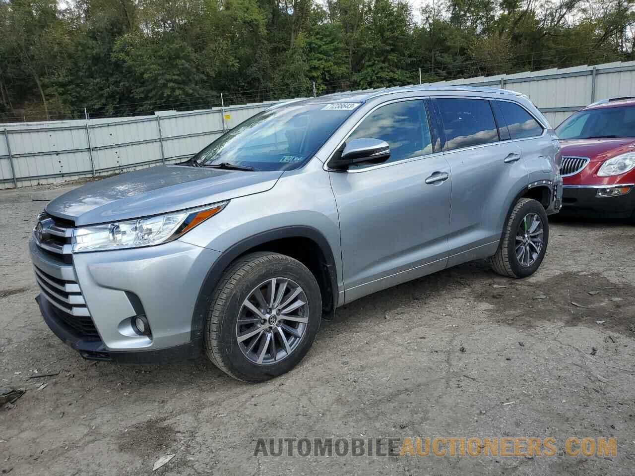 5TDJZRFH3JS891962 TOYOTA HIGHLANDER 2018