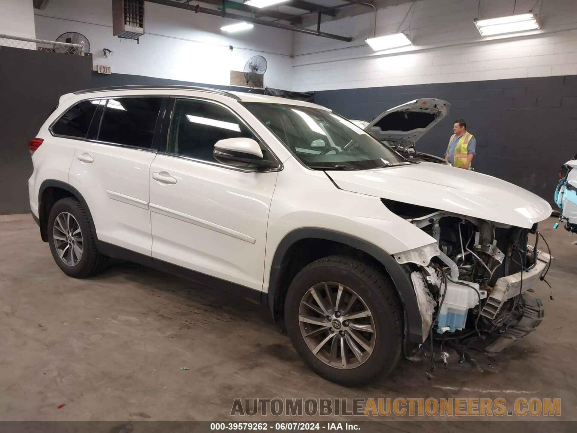 5TDJZRFH3KS574359 TOYOTA HIGHLANDER 2019