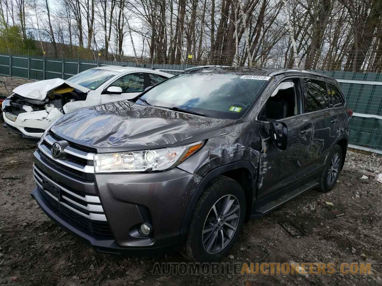 5TDJZRFH3KS599553 TOYOTA HIGHLANDER 2019