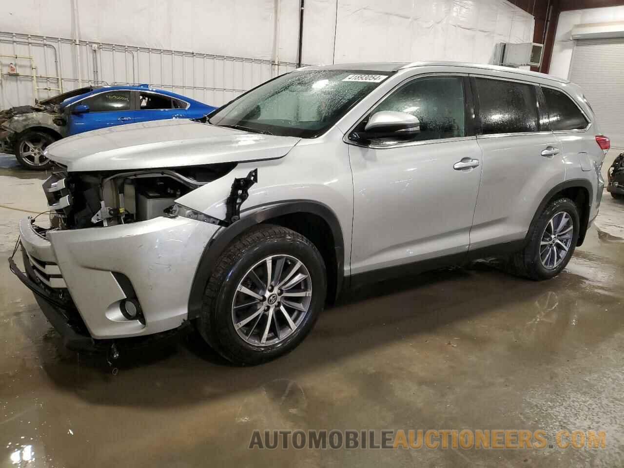 5TDJZRFH3KS599617 TOYOTA HIGHLANDER 2019