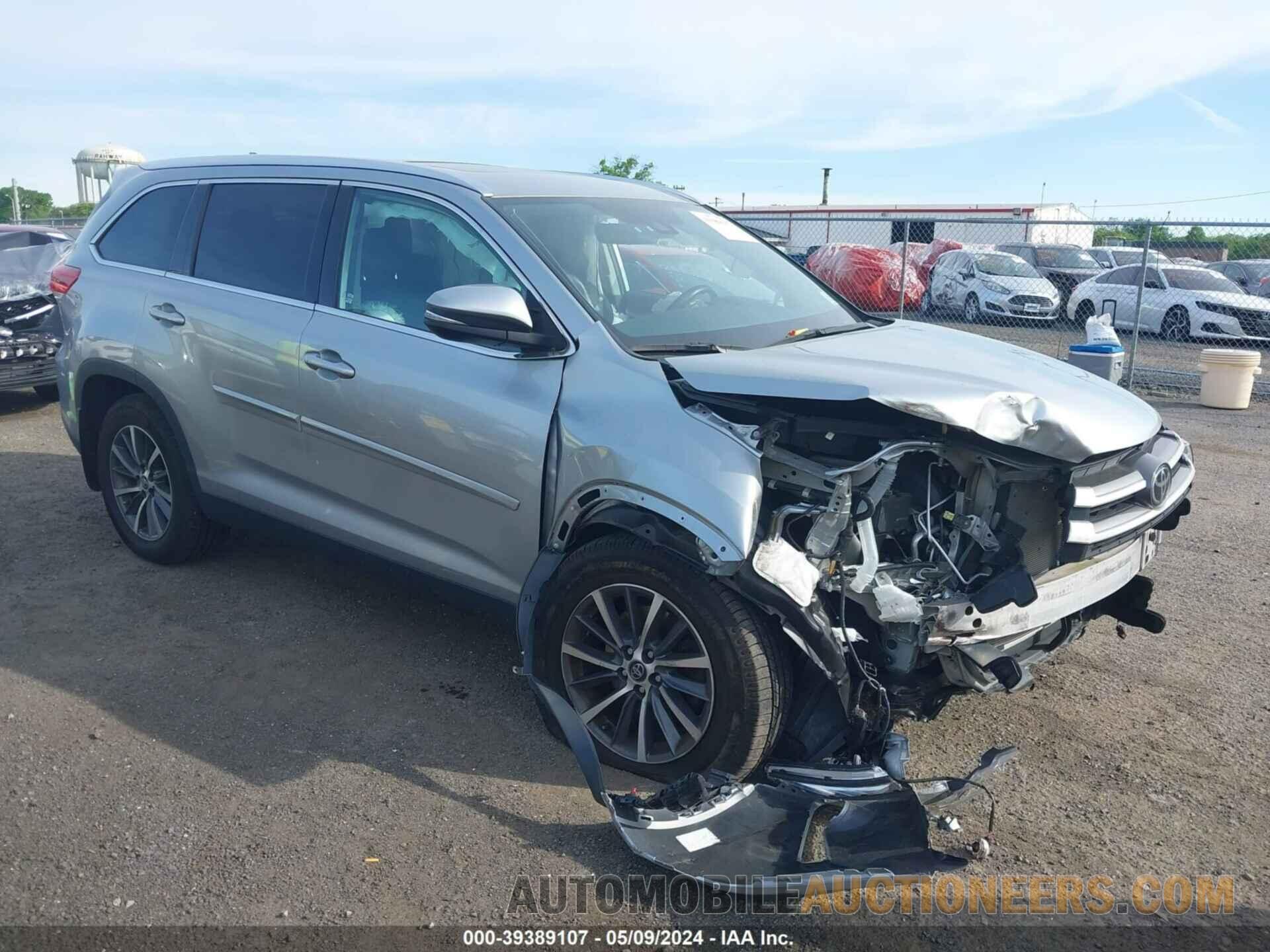 5TDJZRFH3KS610633 TOYOTA HIGHLANDER 2019