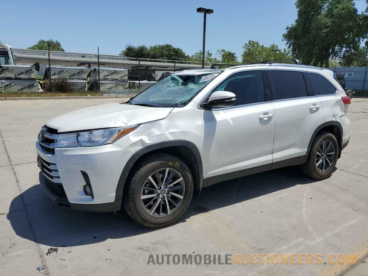 5TDJZRFH3KS624841 TOYOTA HIGHLANDER 2019