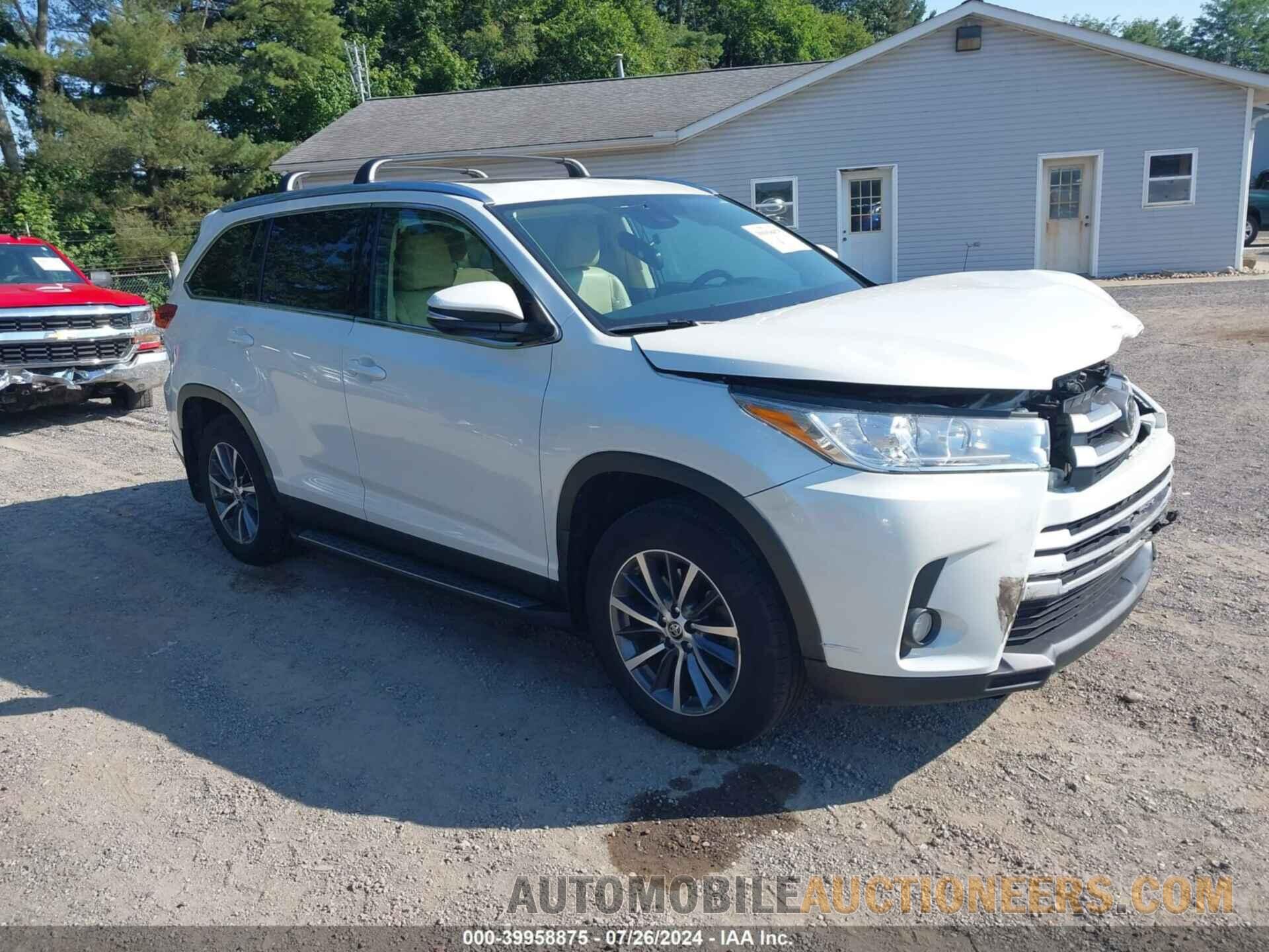 5TDJZRFH3KS626556 TOYOTA HIGHLANDER 2019