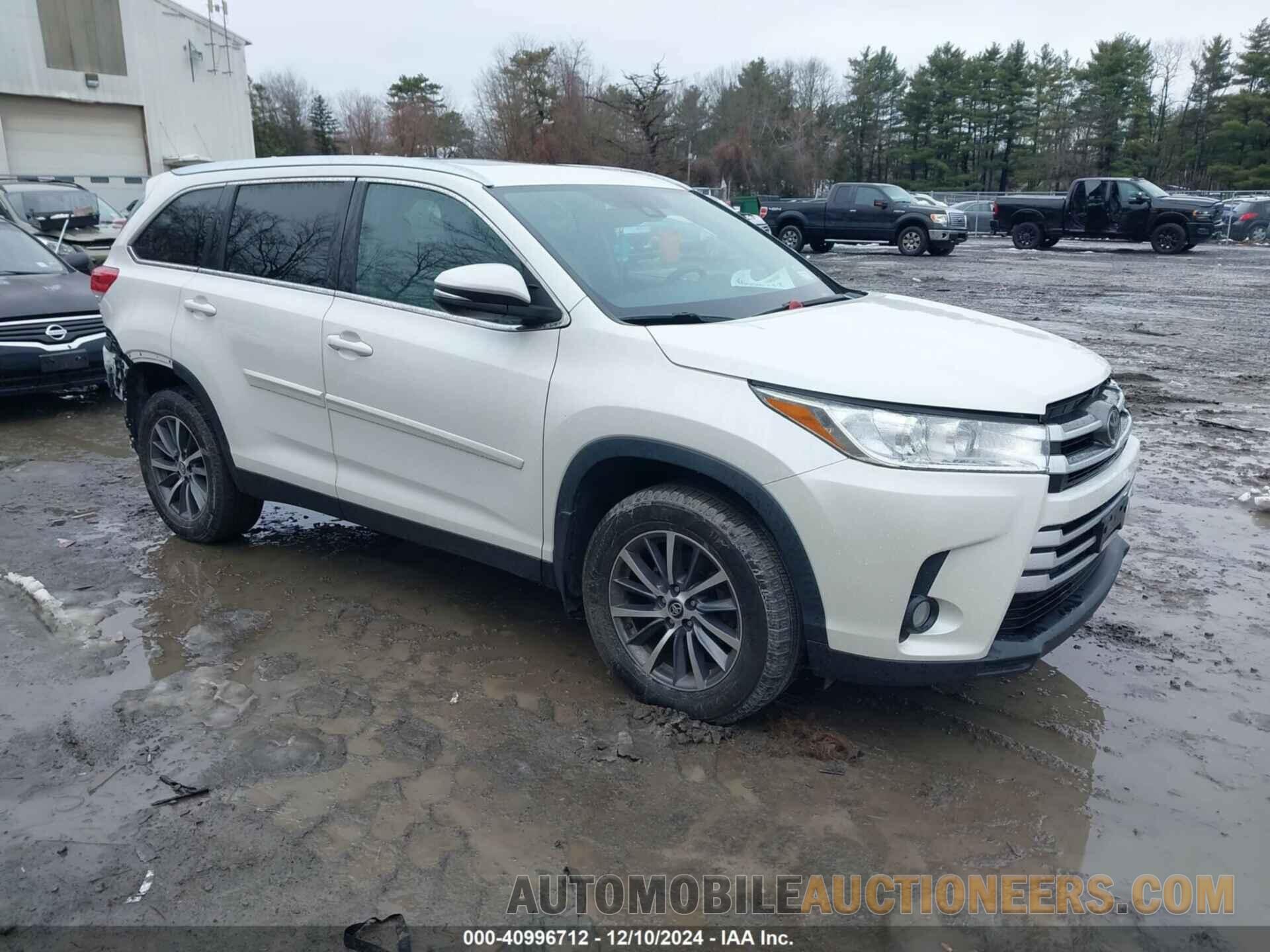 5TDJZRFH3KS709839 TOYOTA HIGHLANDER 2019