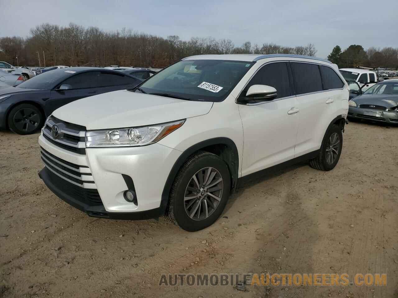 5TDJZRFH3KS719383 TOYOTA HIGHLANDER 2019