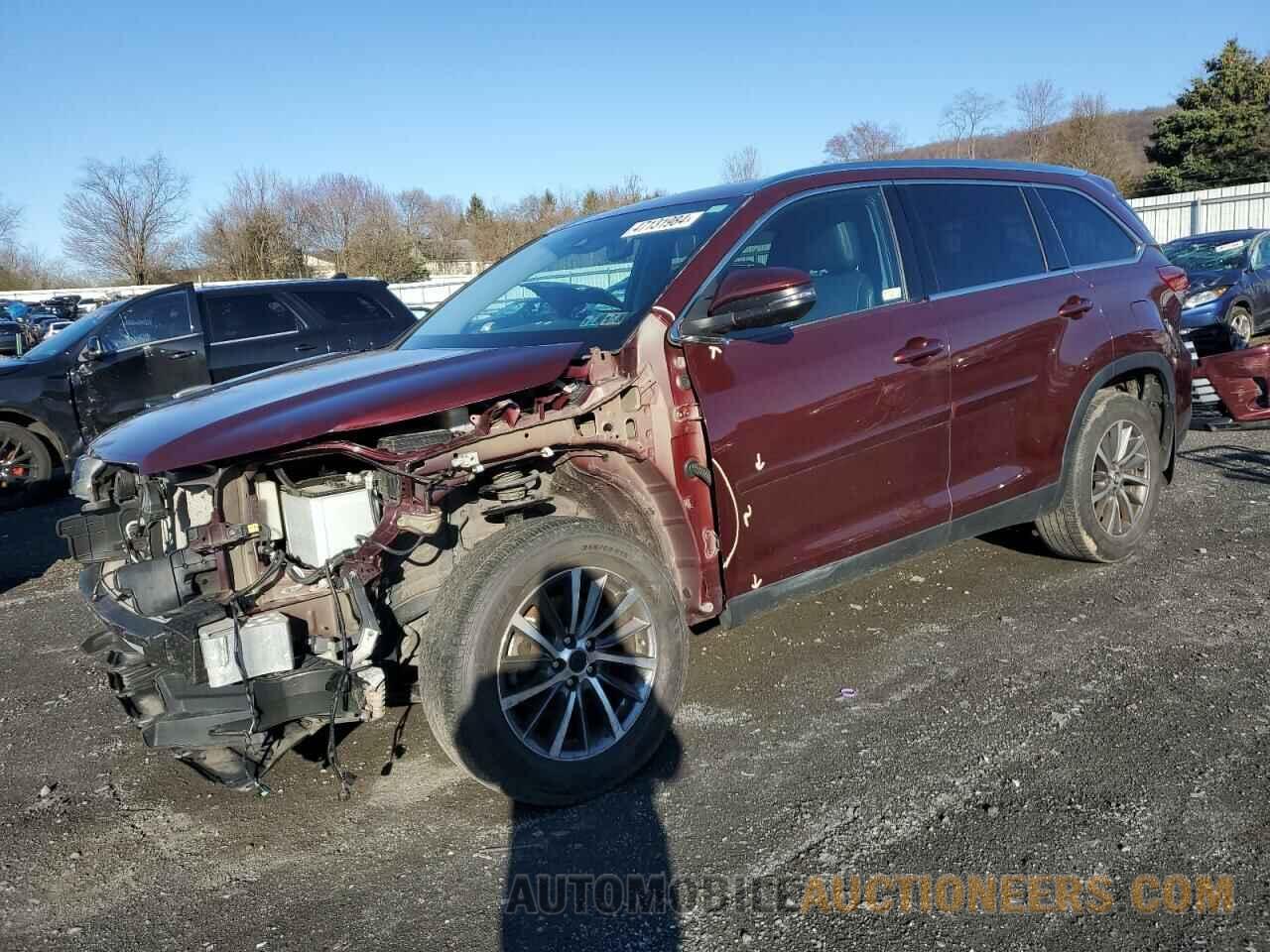 5TDJZRFH3KS733431 TOYOTA HIGHLANDER 2019