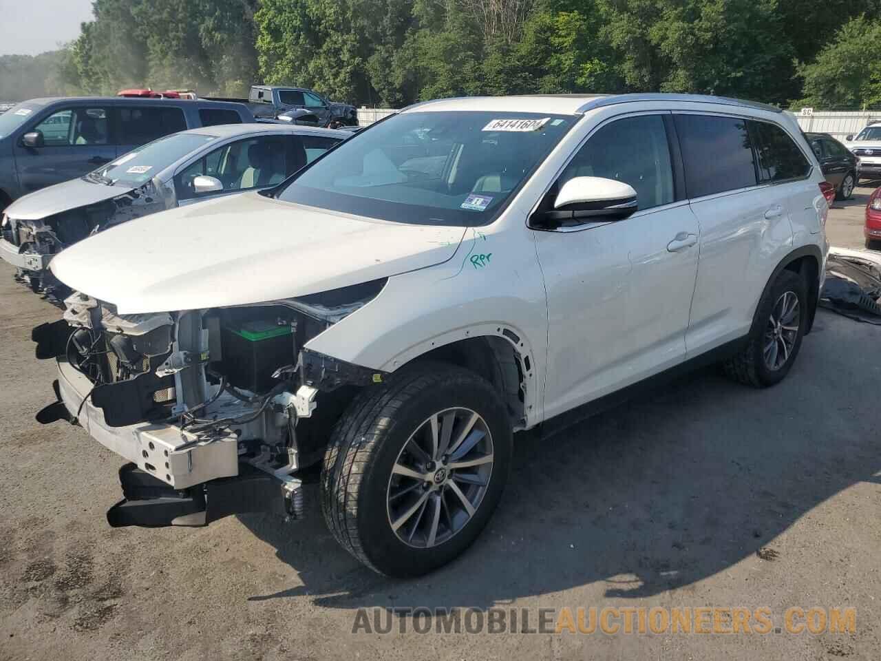 5TDJZRFH3KS746101 TOYOTA HIGHLANDER 2019