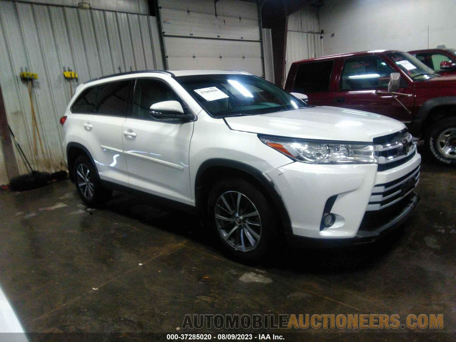 5TDJZRFH3KS930275 TOYOTA HIGHLANDER 2019