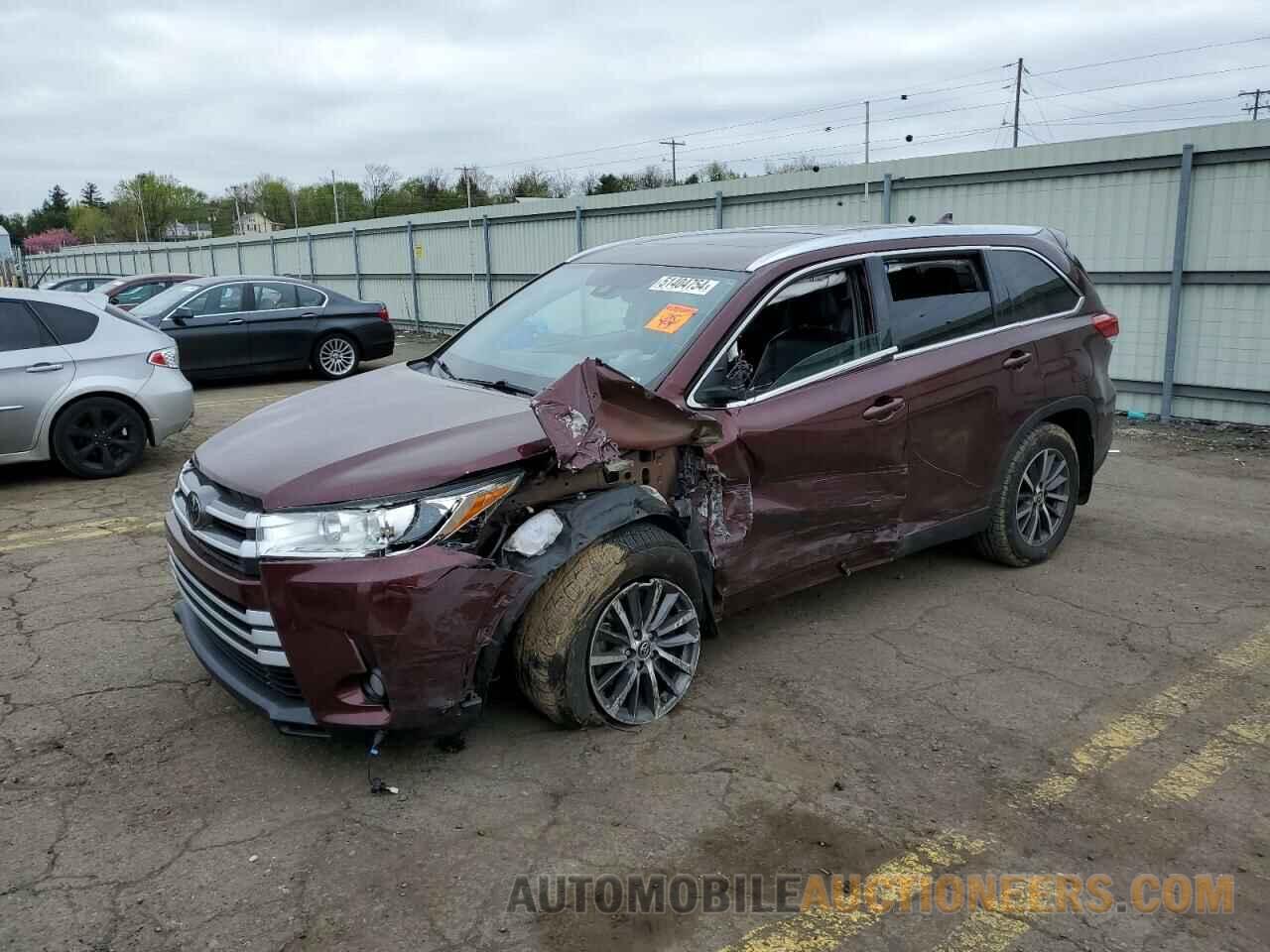 5TDJZRFH3KS934164 TOYOTA HIGHLANDER 2019