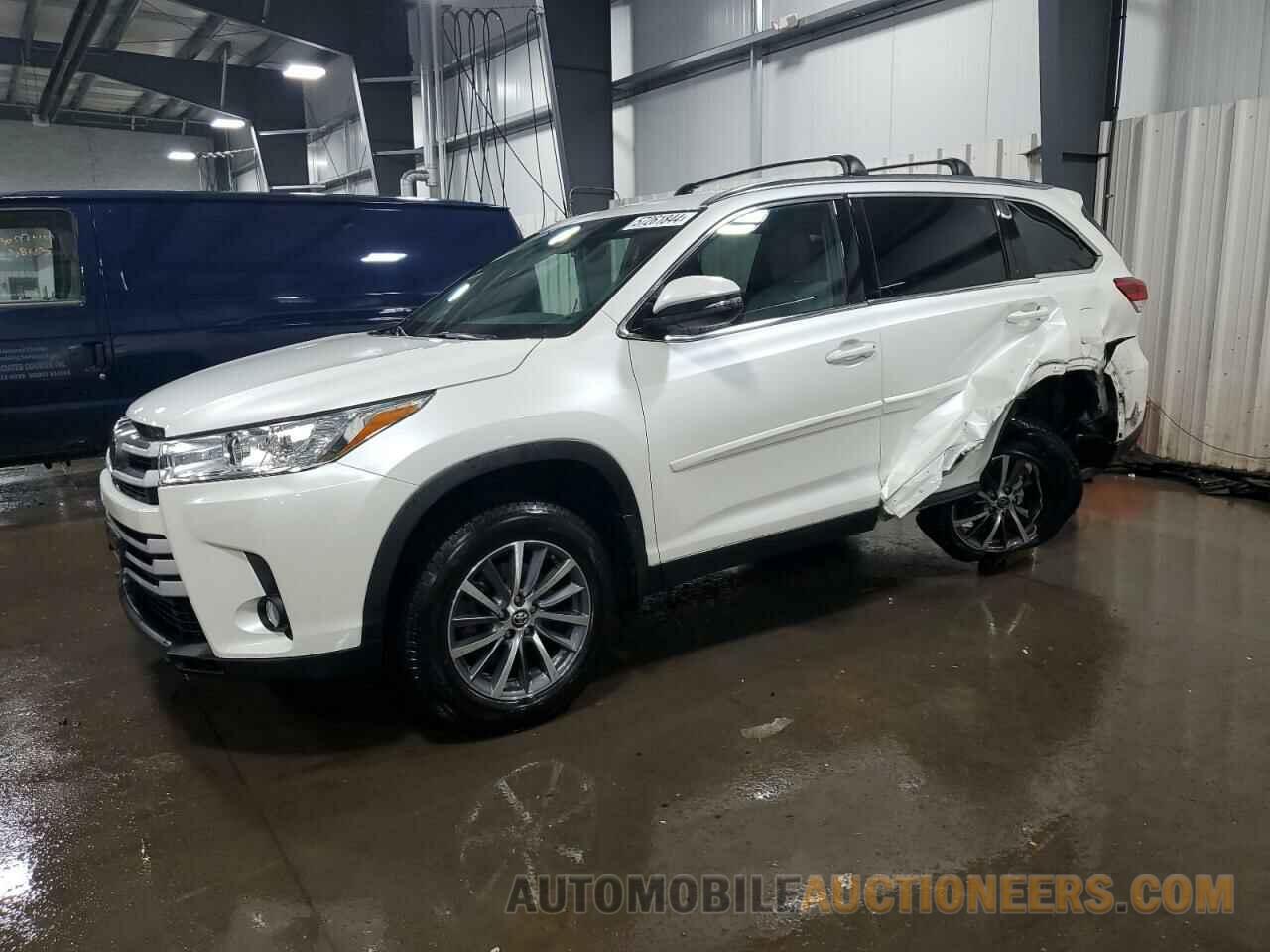 5TDJZRFH3KS947206 TOYOTA HIGHLANDER 2019