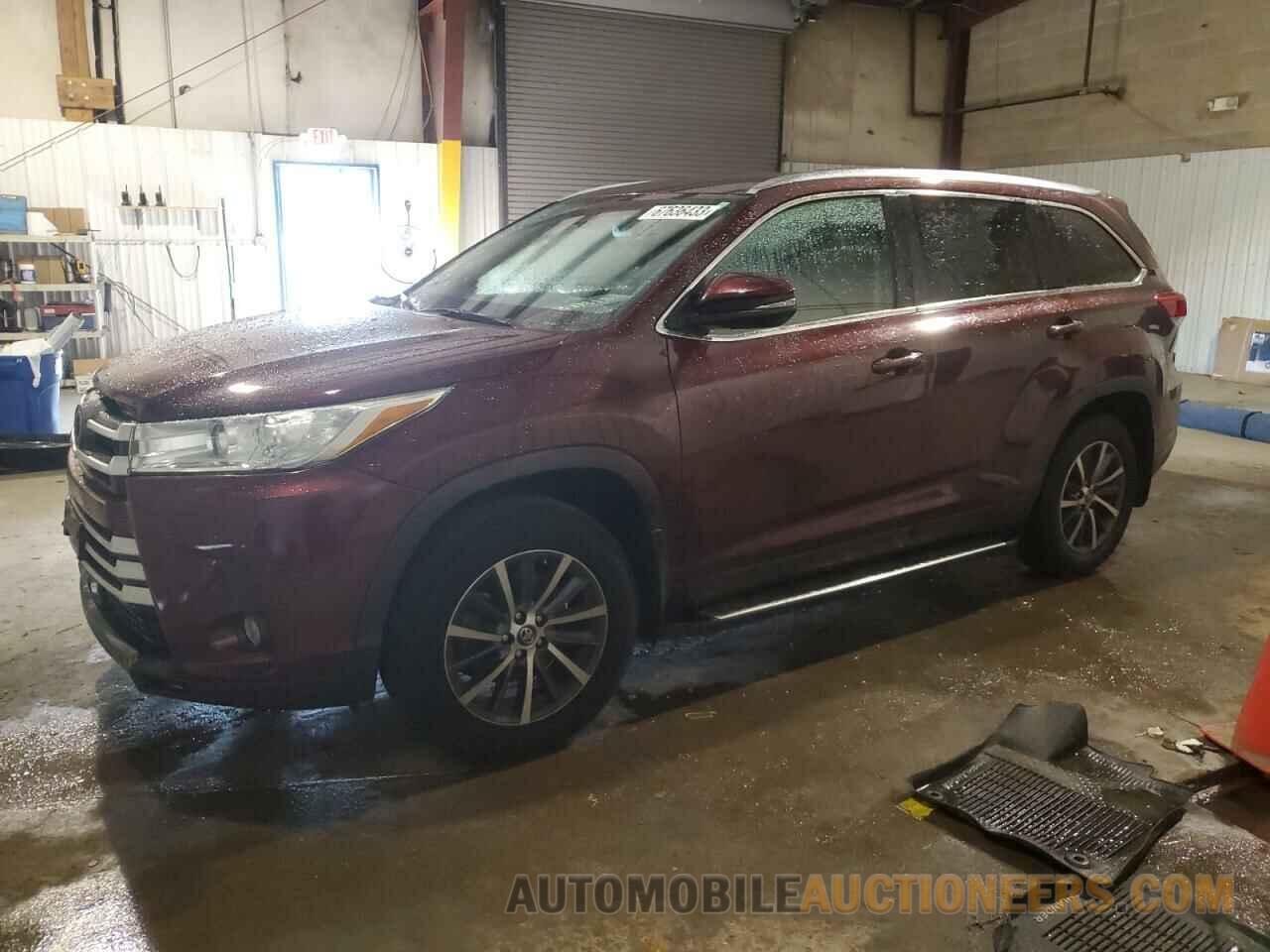 5TDJZRFH3KS947495 TOYOTA HIGHLANDER 2019