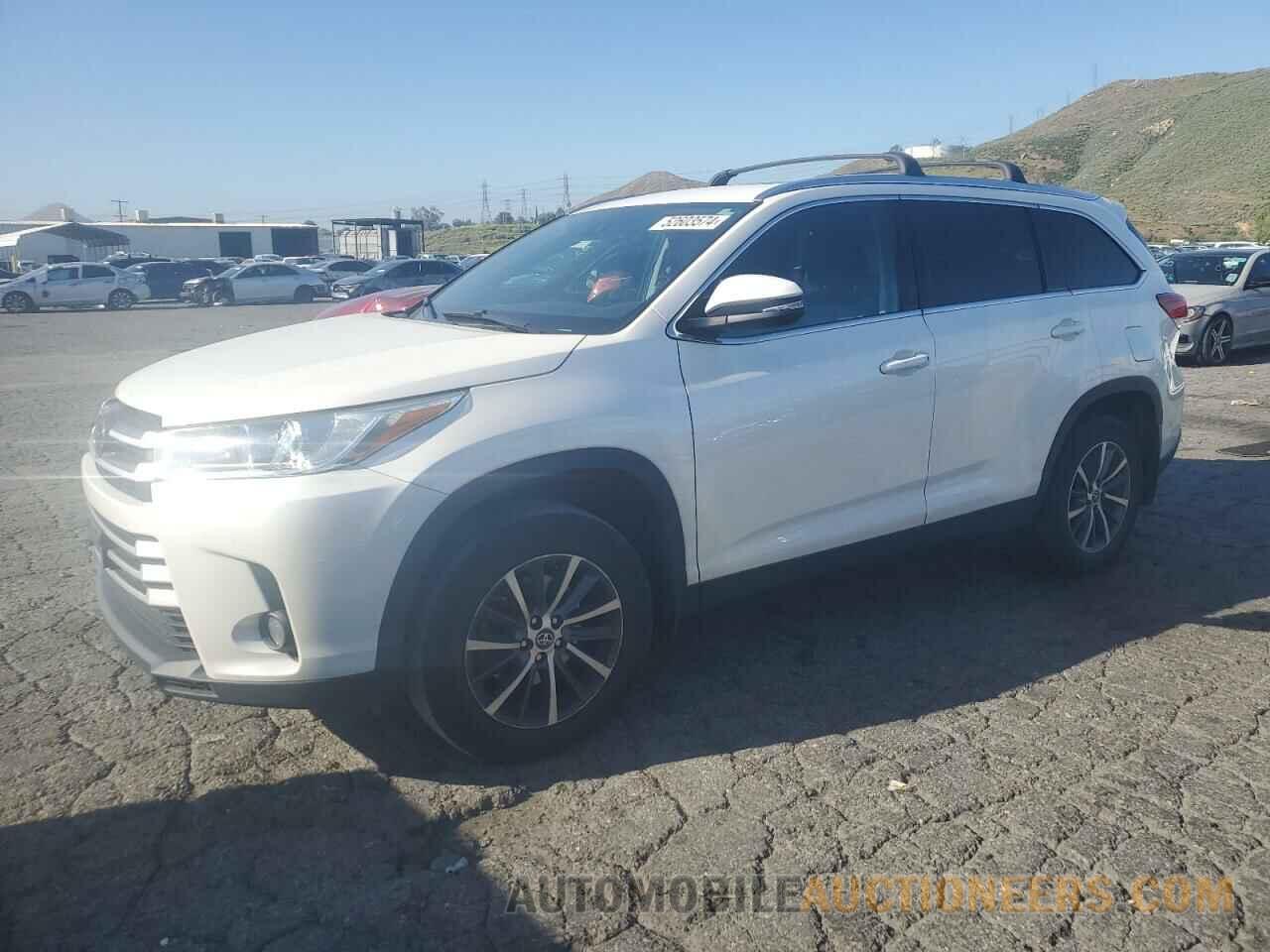 5TDJZRFH3KS949814 TOYOTA HIGHLANDER 2019