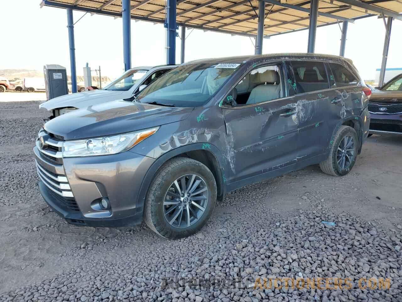 5TDJZRFH3KS985194 TOYOTA HIGHLANDER 2019